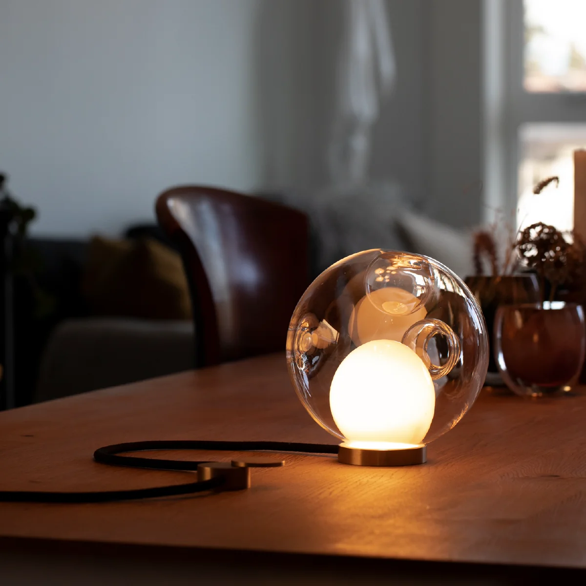 28t Table Lamp - Image 10