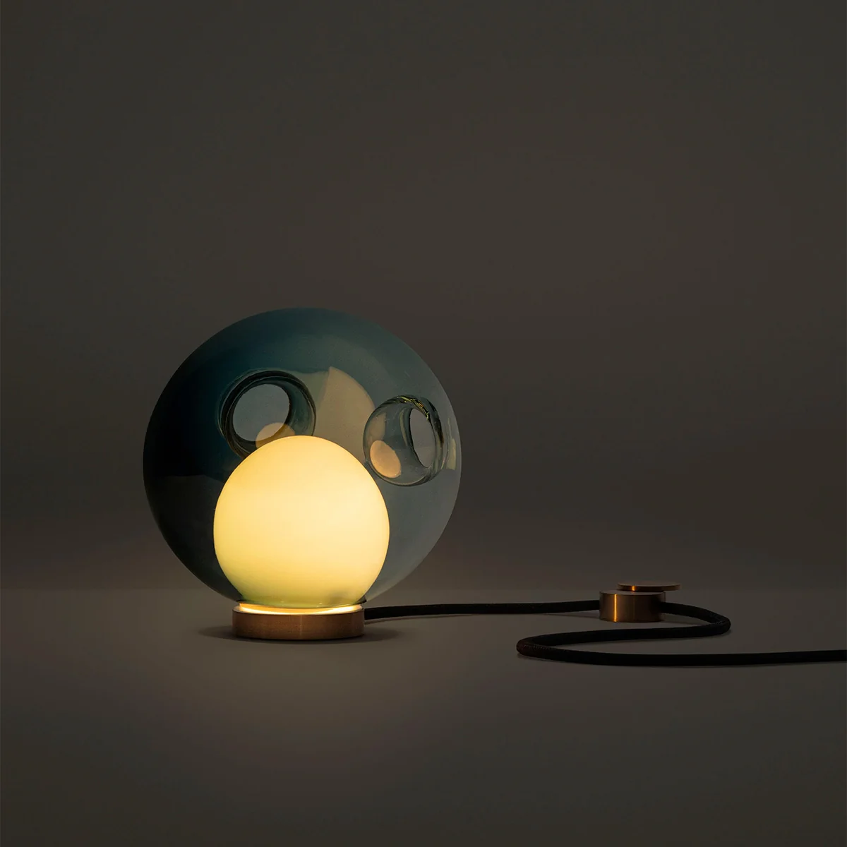 28t Table Lamp - Image 6