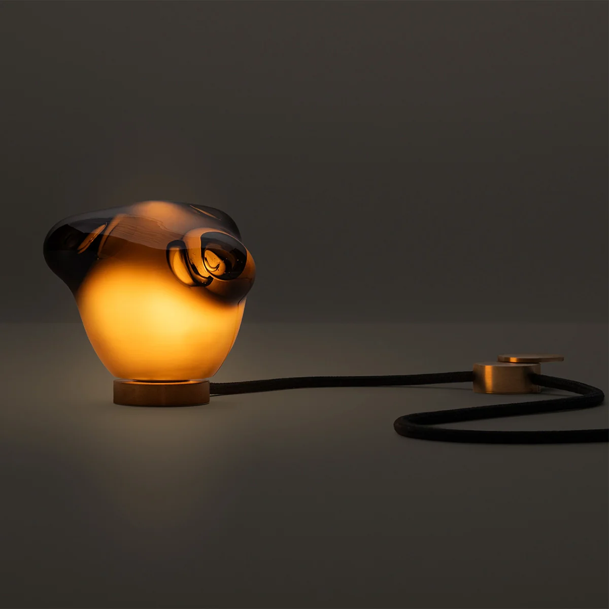 57t Table Lamp - Image 3