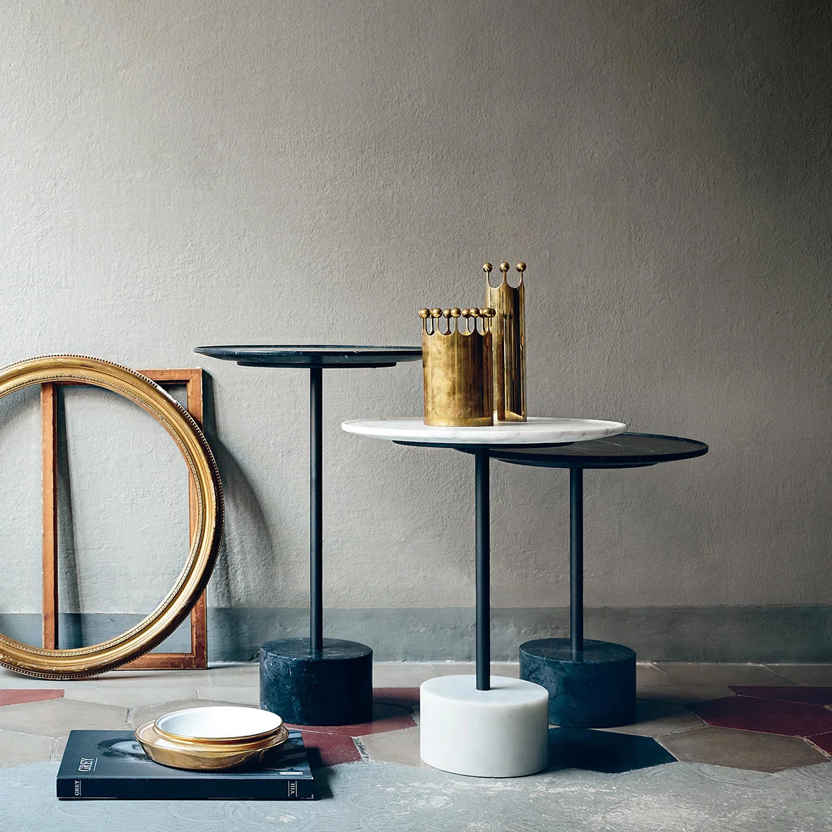 9 Round Side Table - Image 2