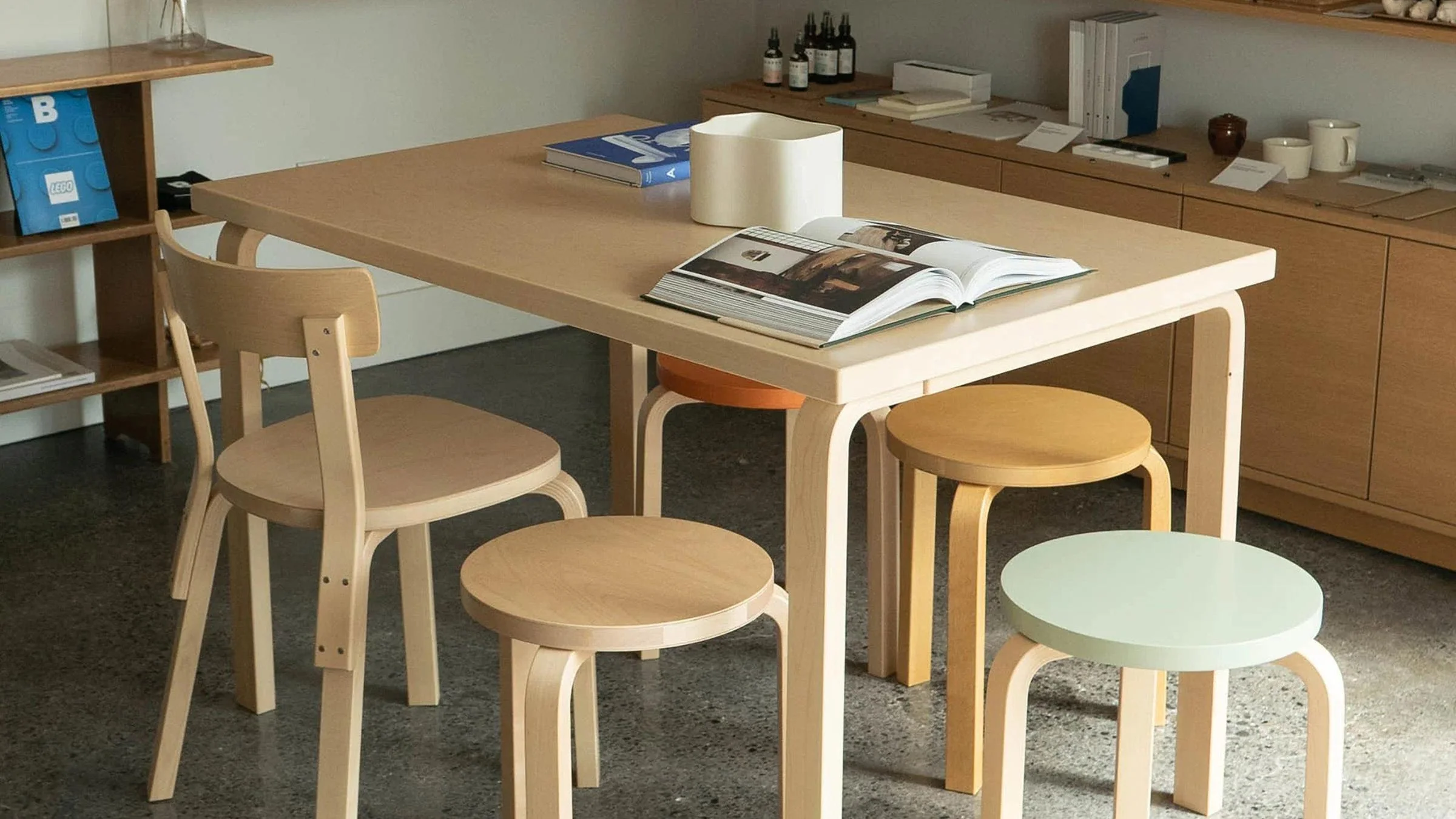 Aalto Table 81B - Image 3