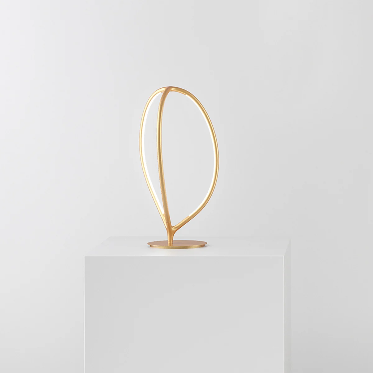 Arrival Table Lamp - Image 4