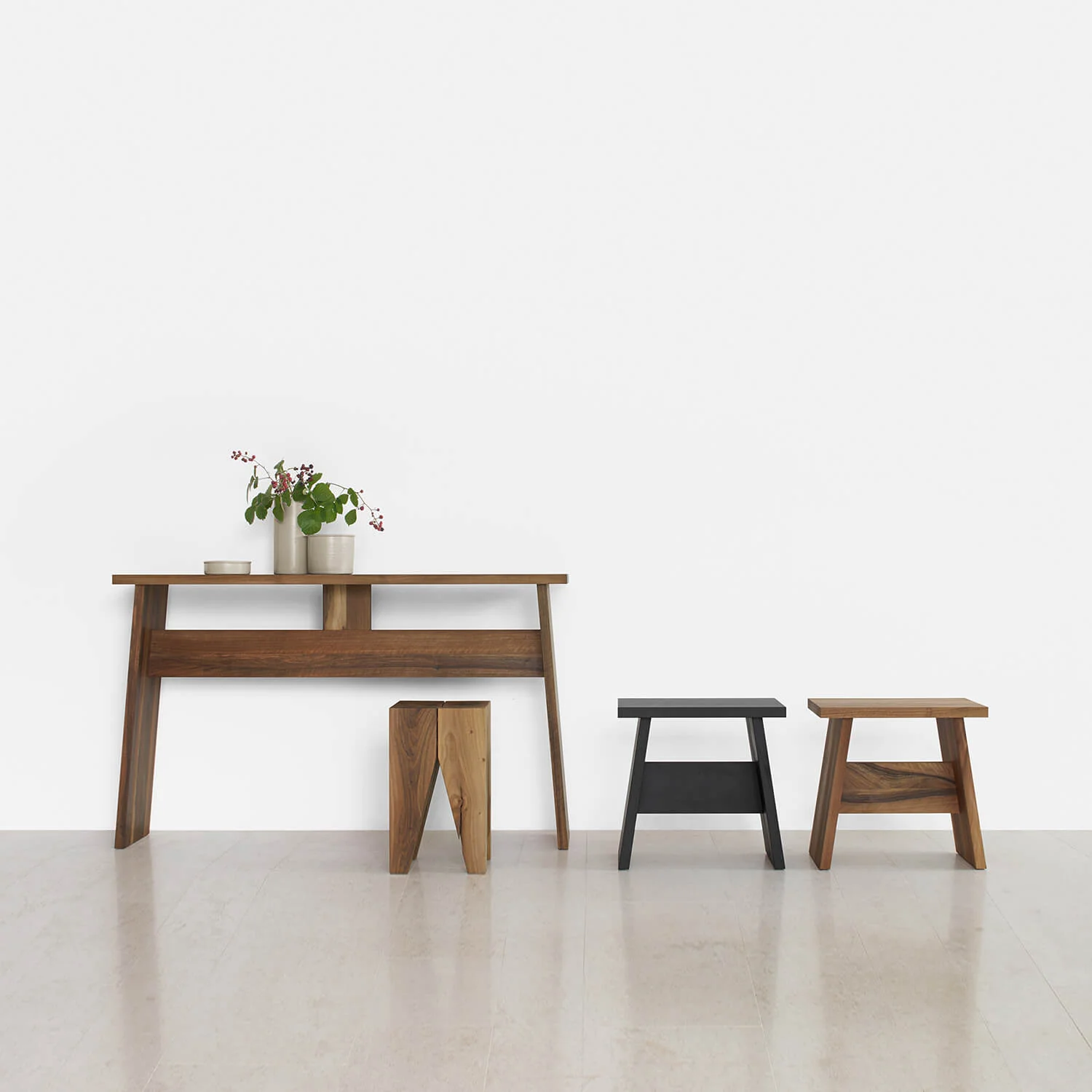 Backenzahn Stool - Image 38