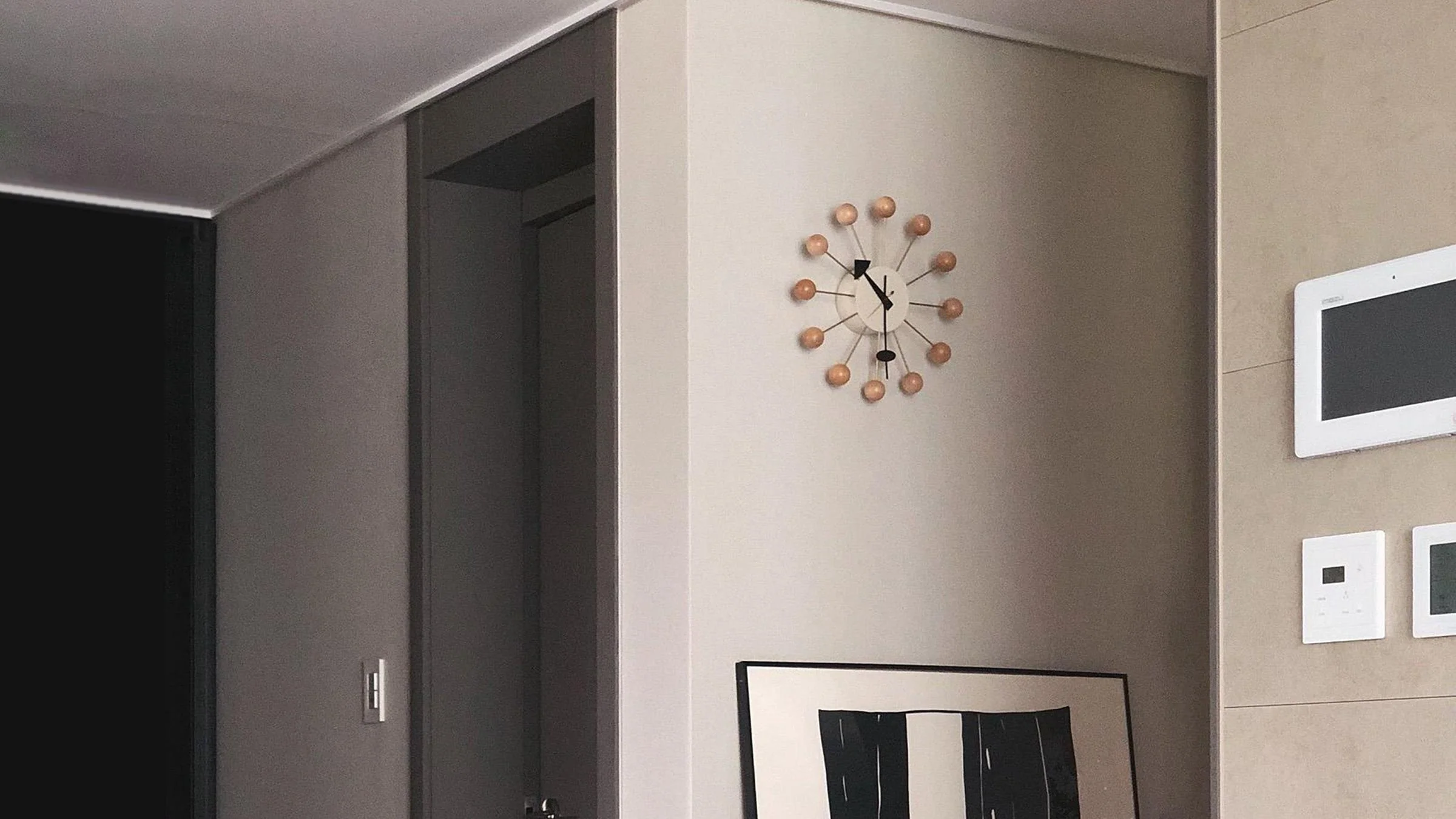 Ball Clock - Image 12