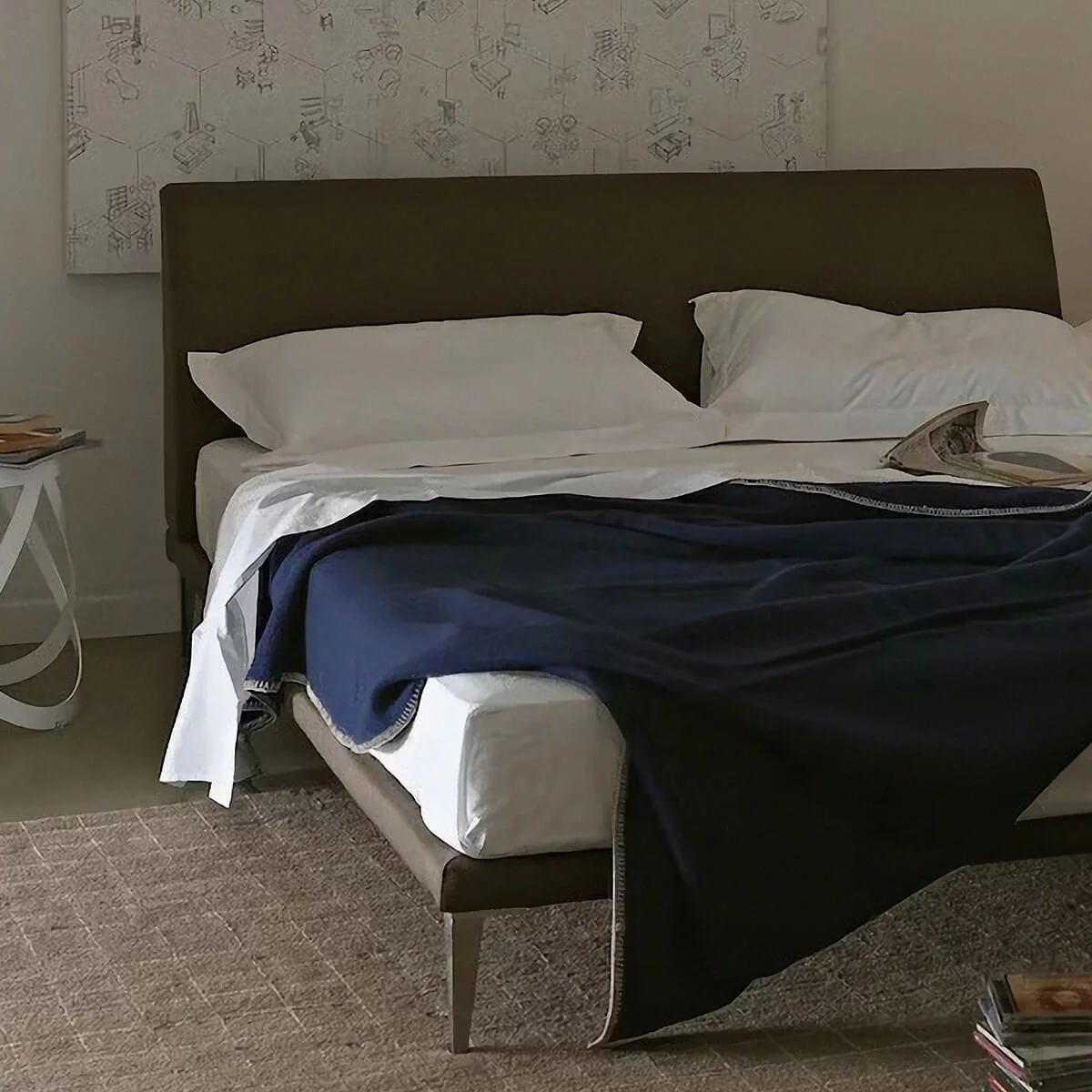 Bed - Image 2