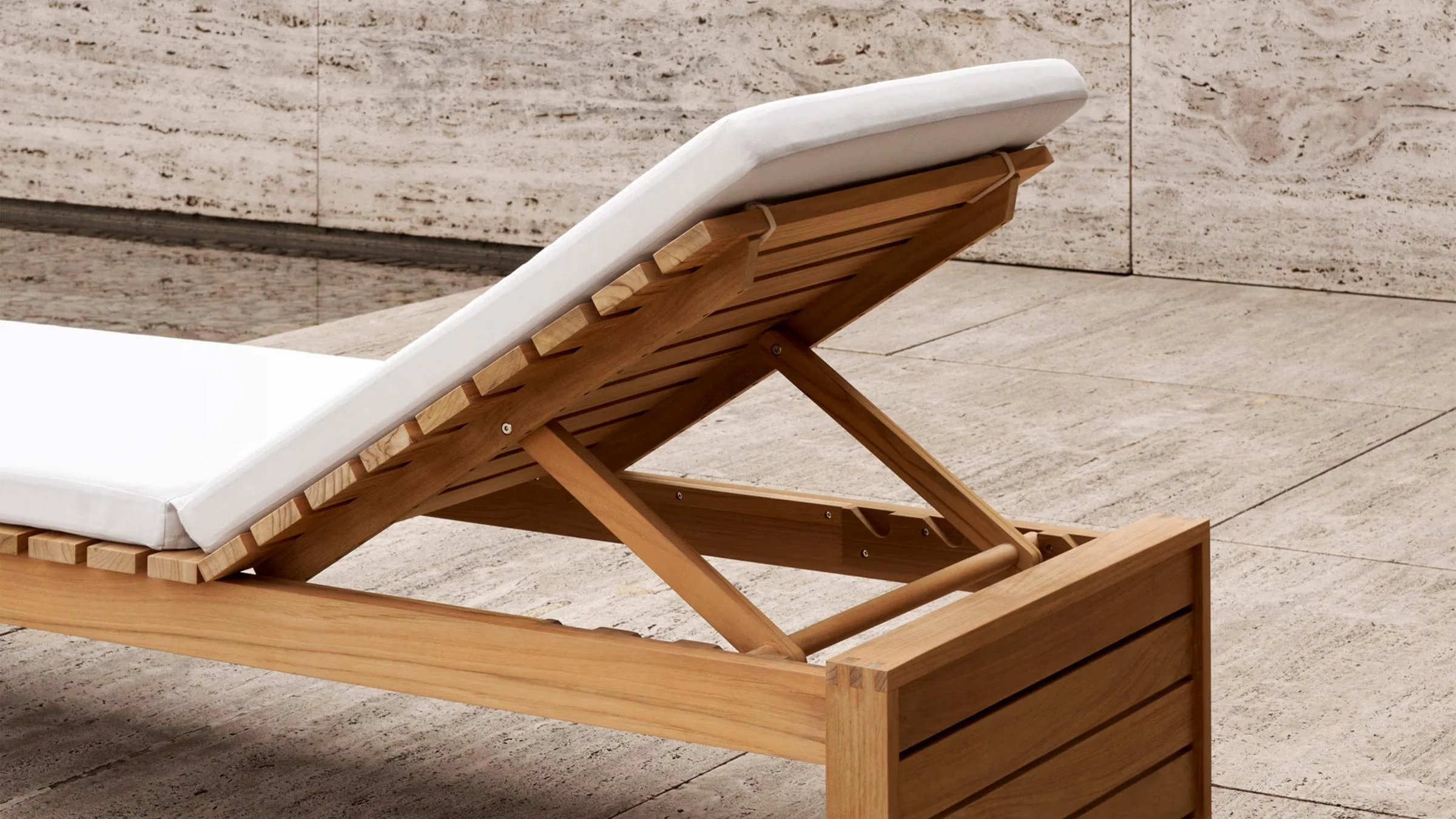 BK14 Sunbed - Image 13