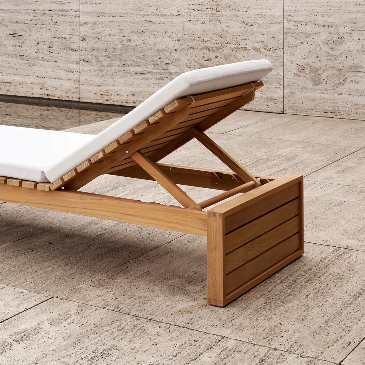 BK14 Sunbed - Image 14
