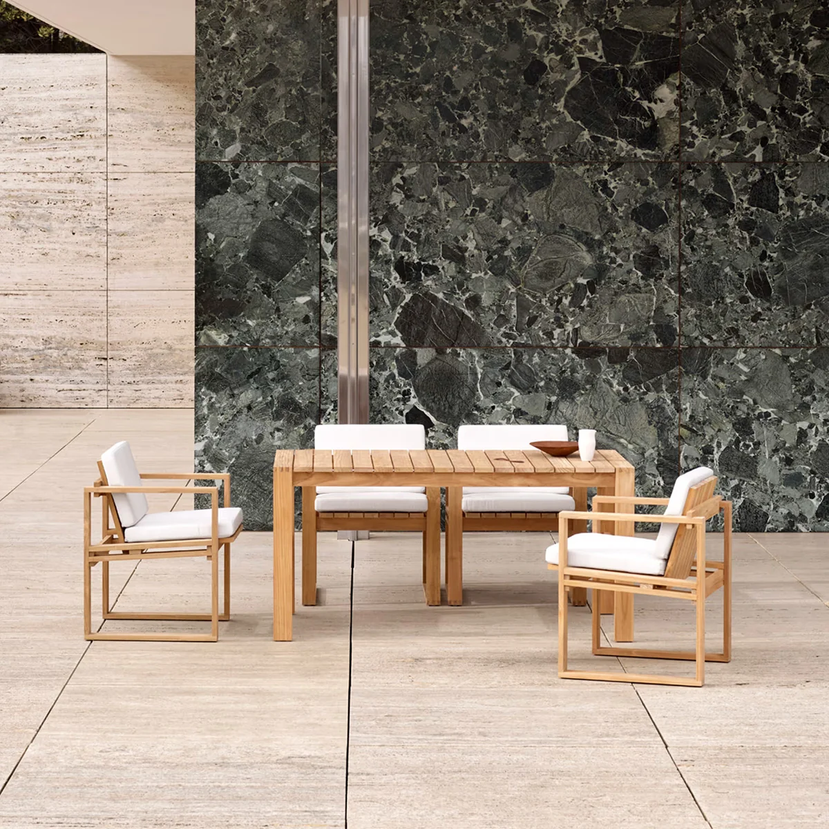 BK15 Dining Table - Image 2