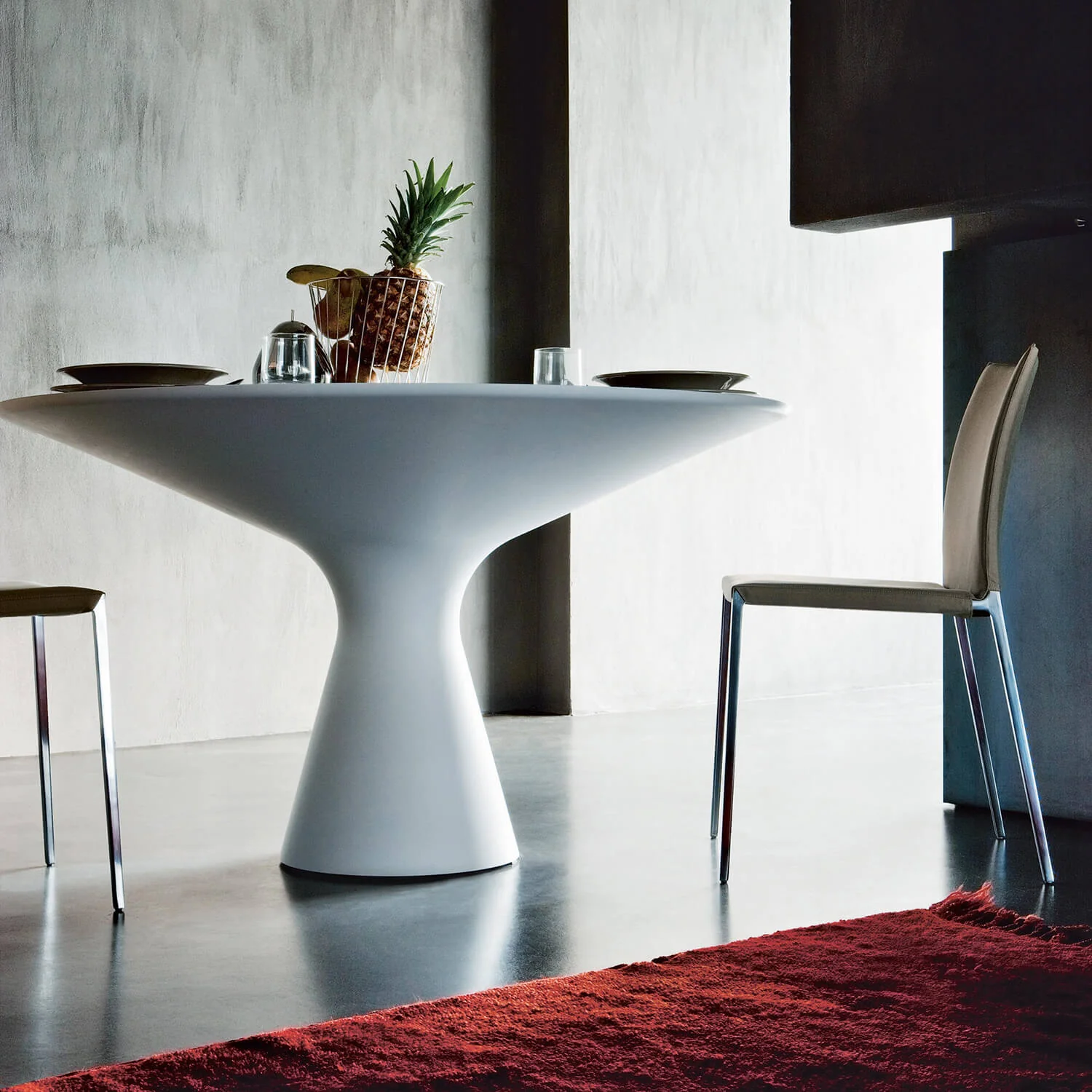 Blanco Table - Image 3