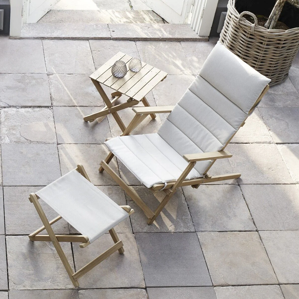 BM5568 Deck Chair with Cushion - Image 6