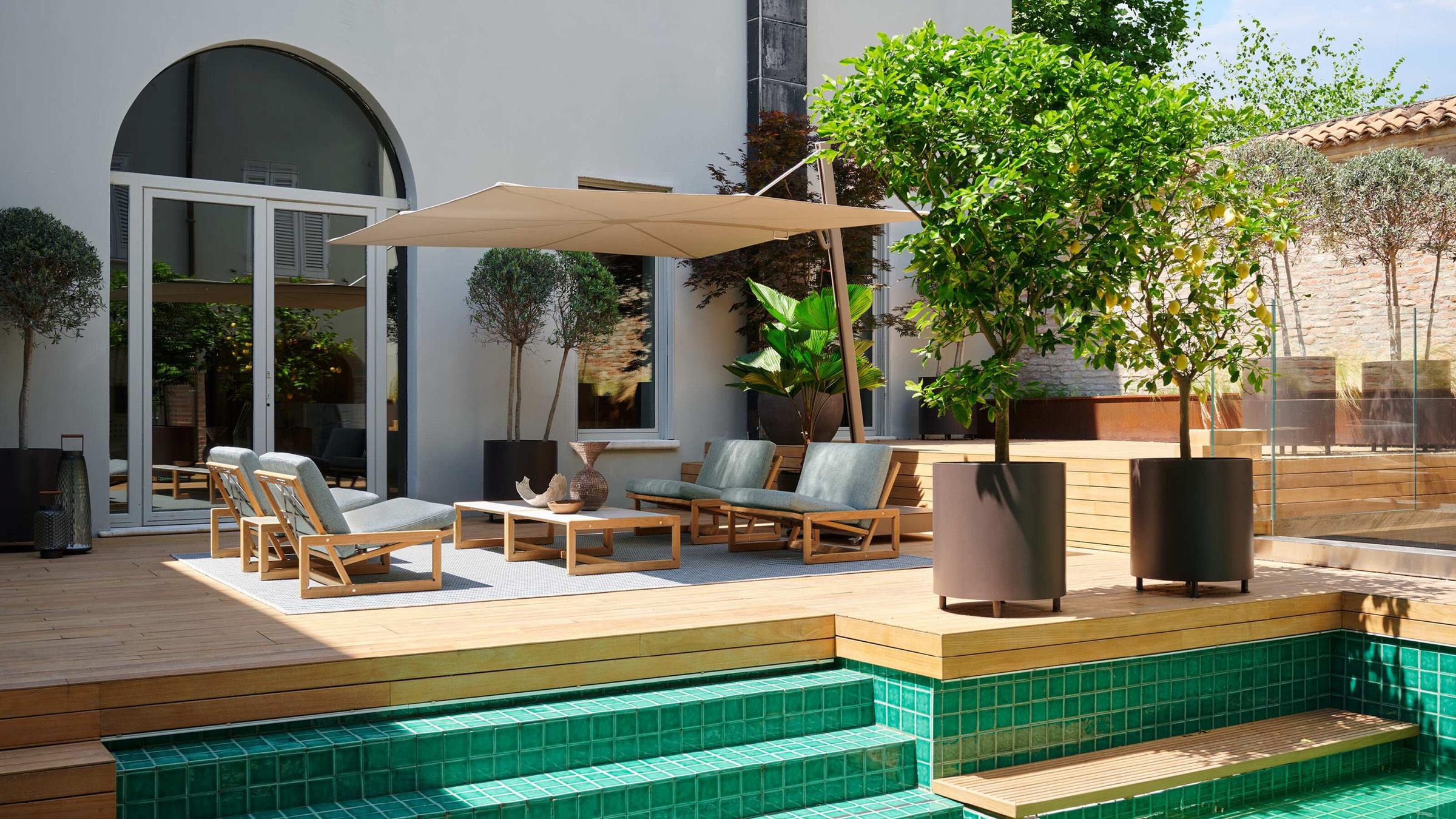 Carlotta Outdoor Armchair - Image 3