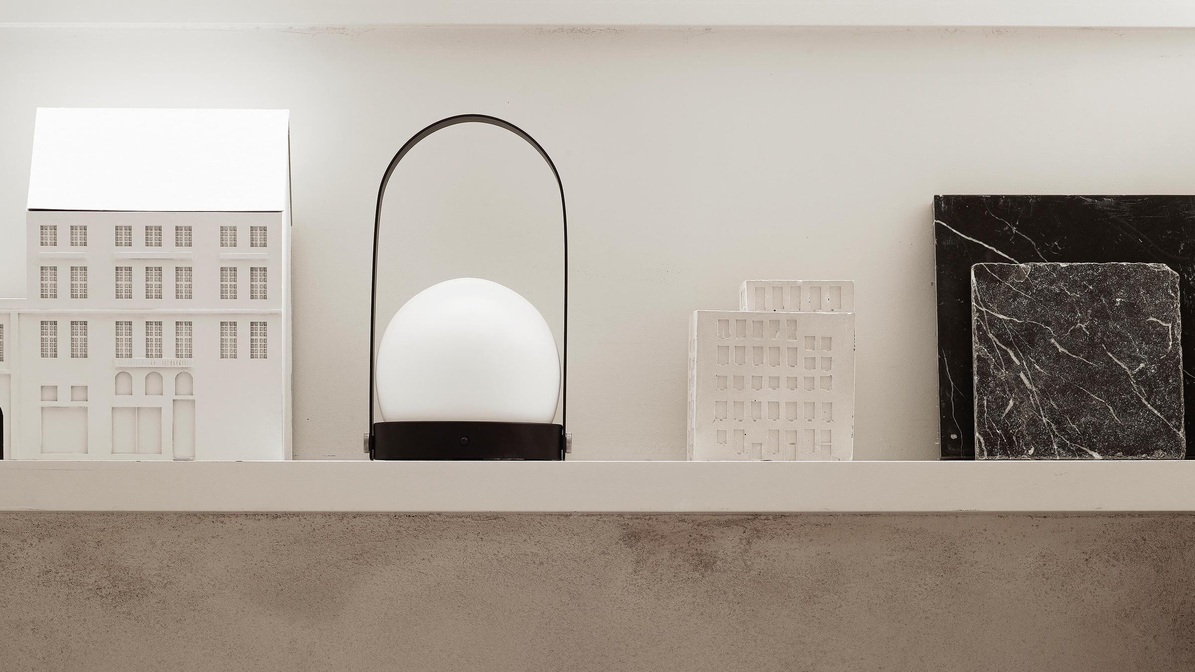 Carrie Portable LED Lamp - Image 3