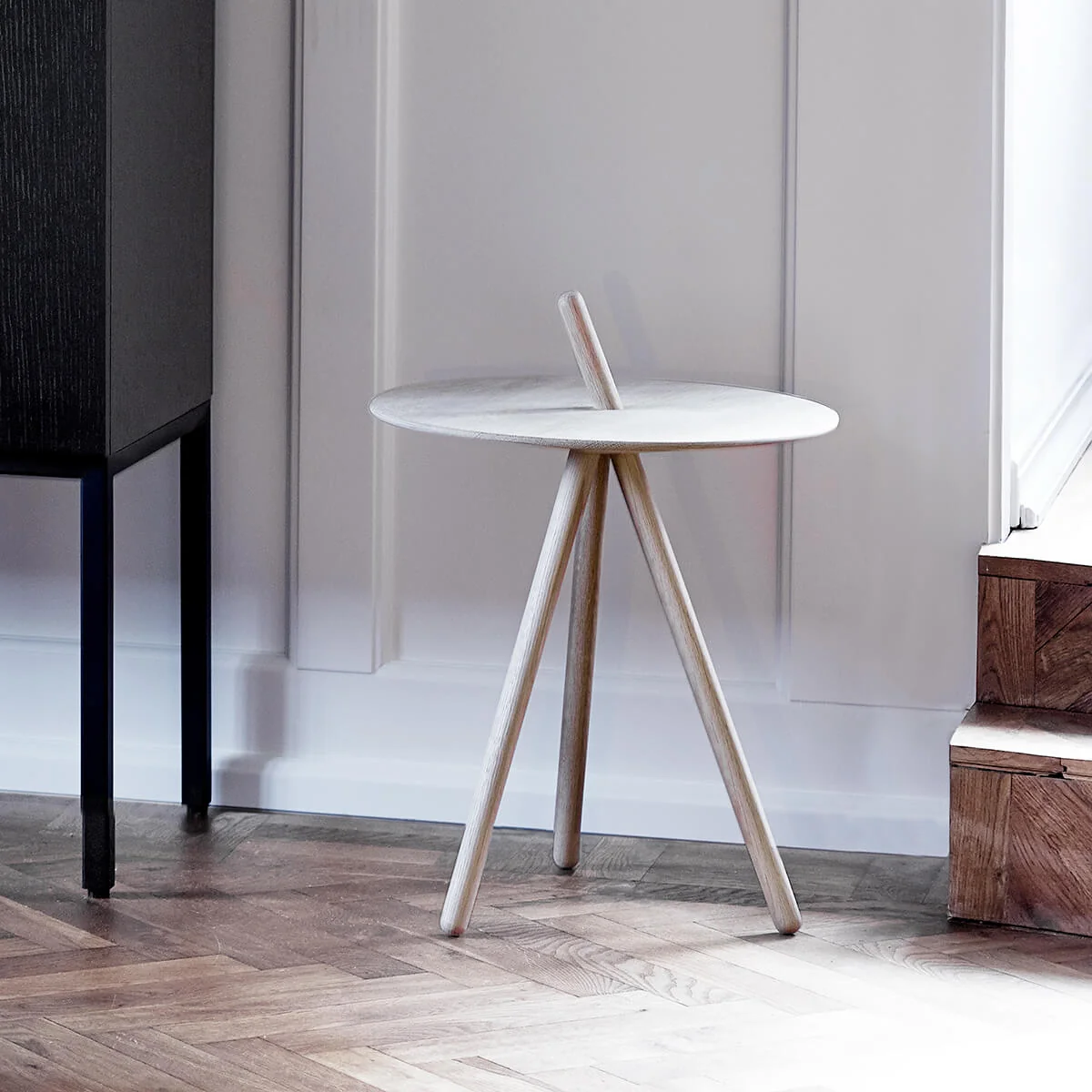 Come Here Side Table - Image 3