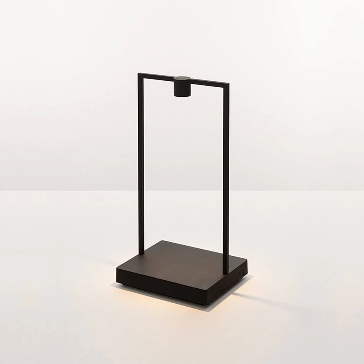 Curiosity 36 Table Lamp - Image 10