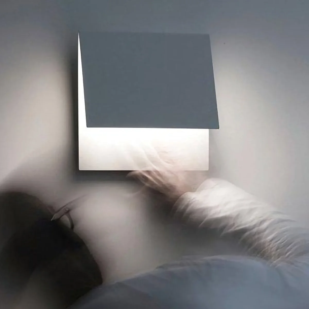 Folder LED Wall Lamp - Image 2