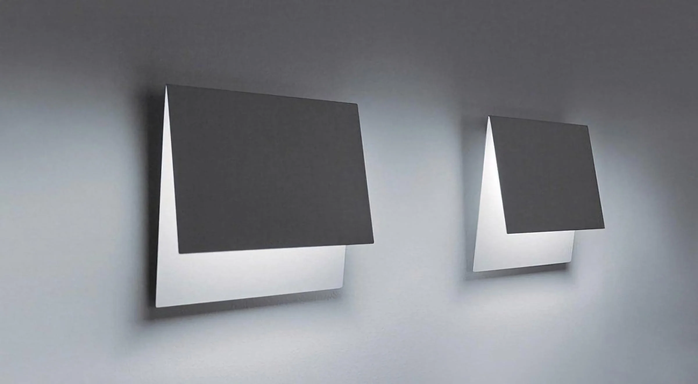 Folder LED Wall Lamp - Image 4