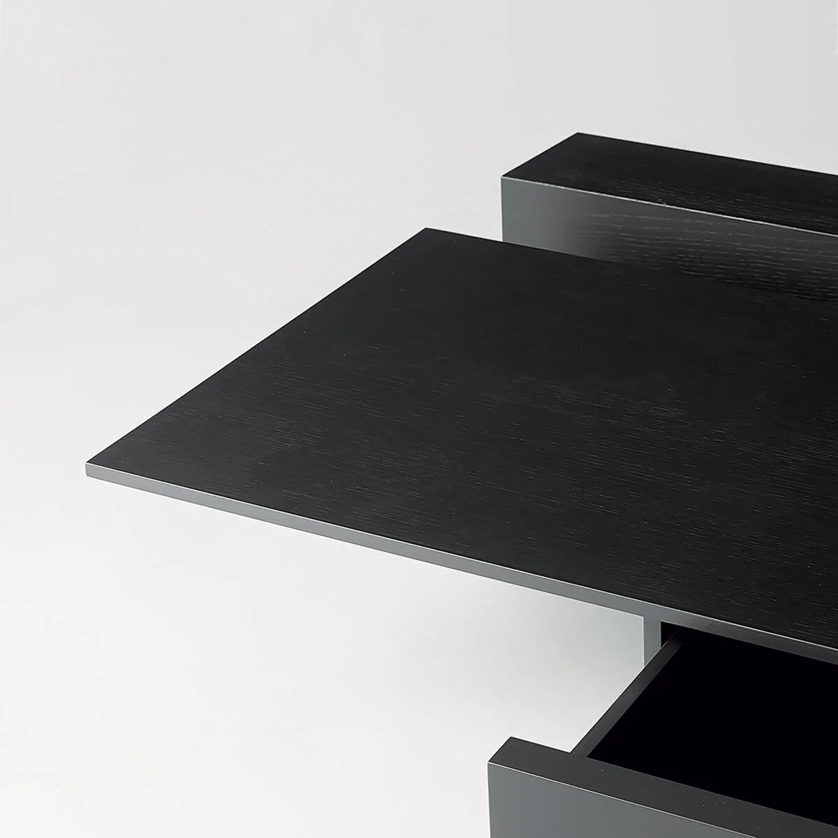 Grek Table - Image 7
