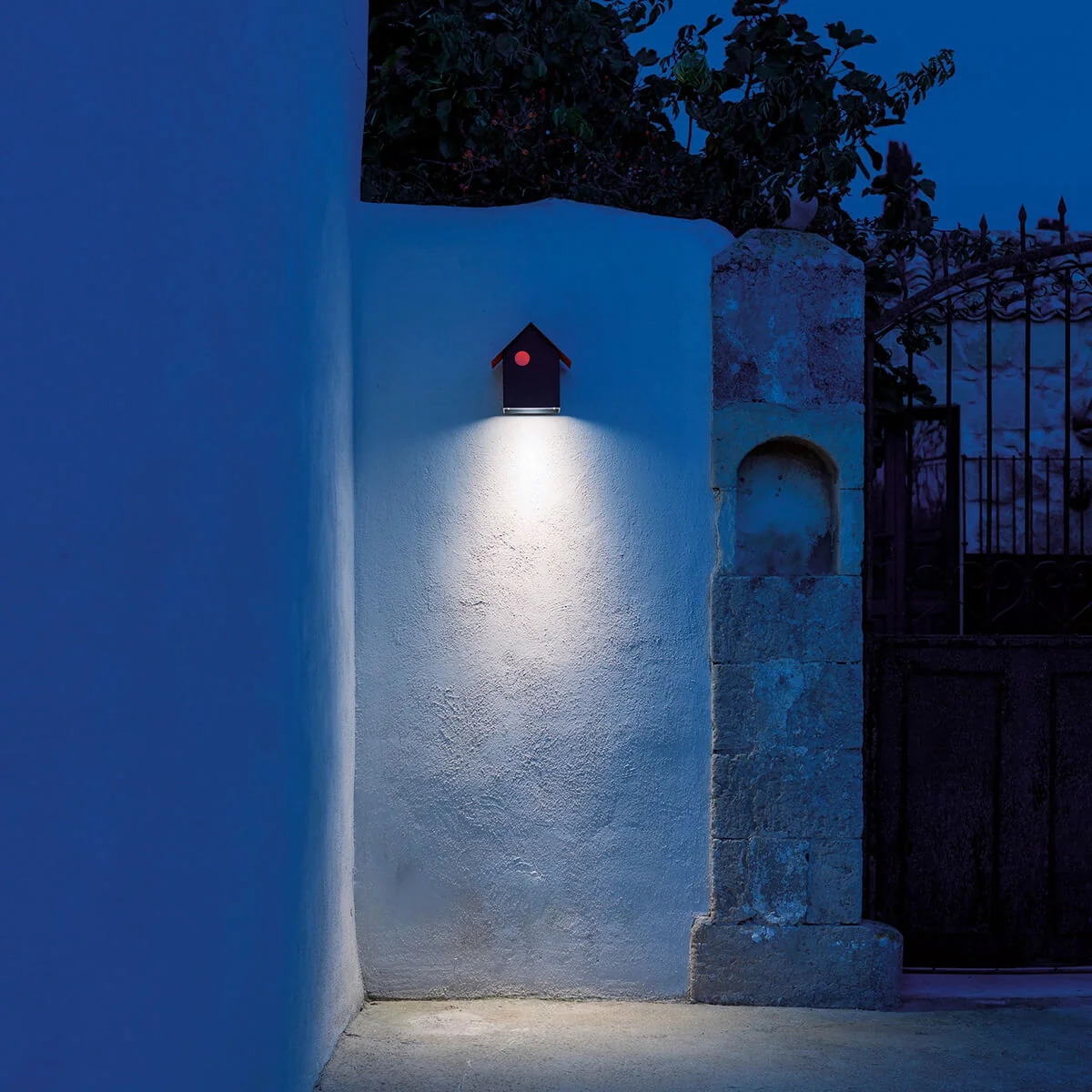 Imu Outdoor Wall Lamp - Image 3