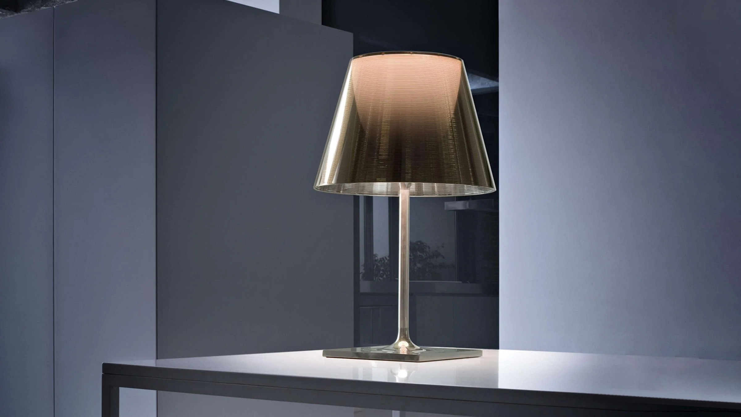 Ktribe T1 Table Lamp - Image 5