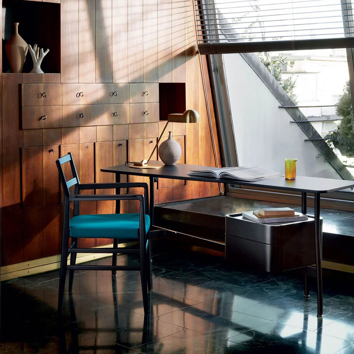 L40 Sled Desk - Image 7