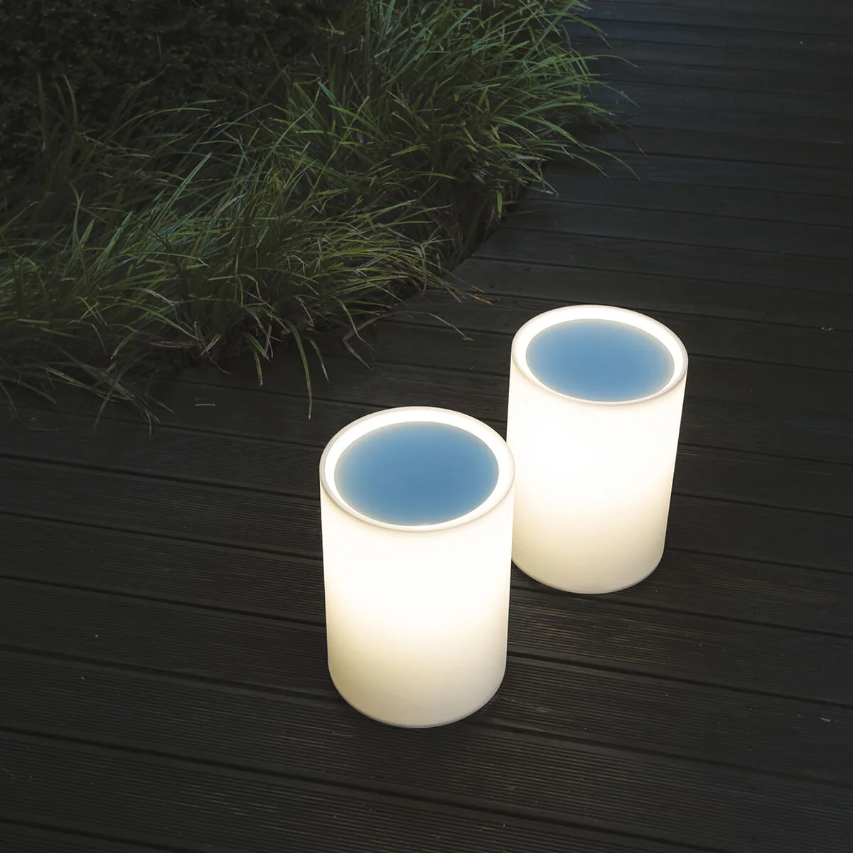 Lenta Outdoor Floor Lamp - Image 13