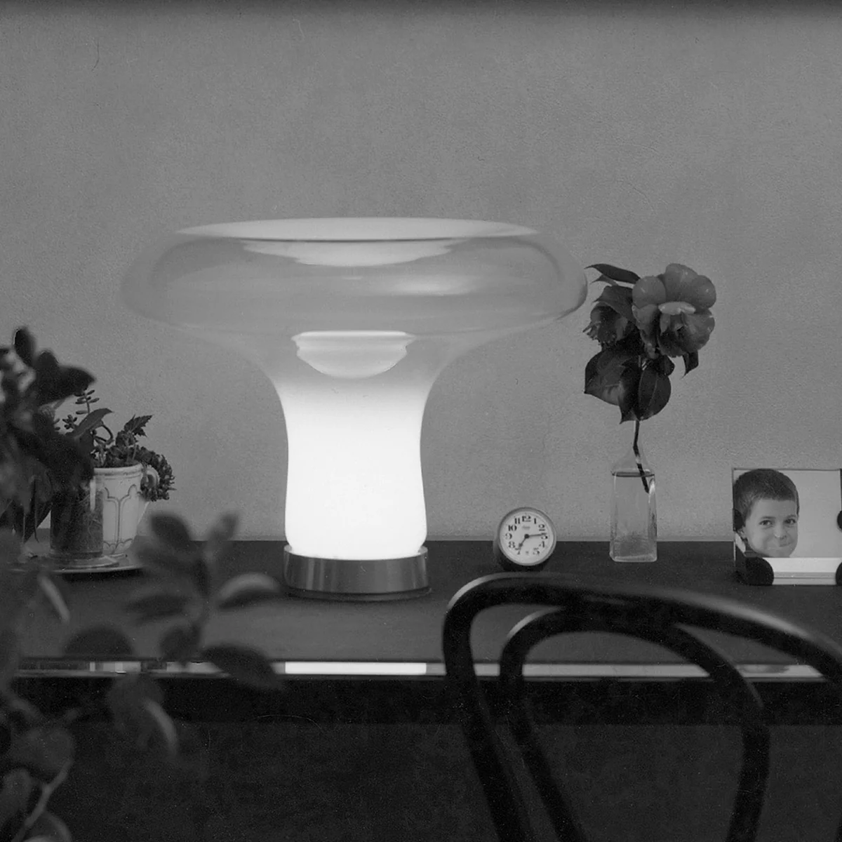 Lesbo Table Lamp - Image 6
