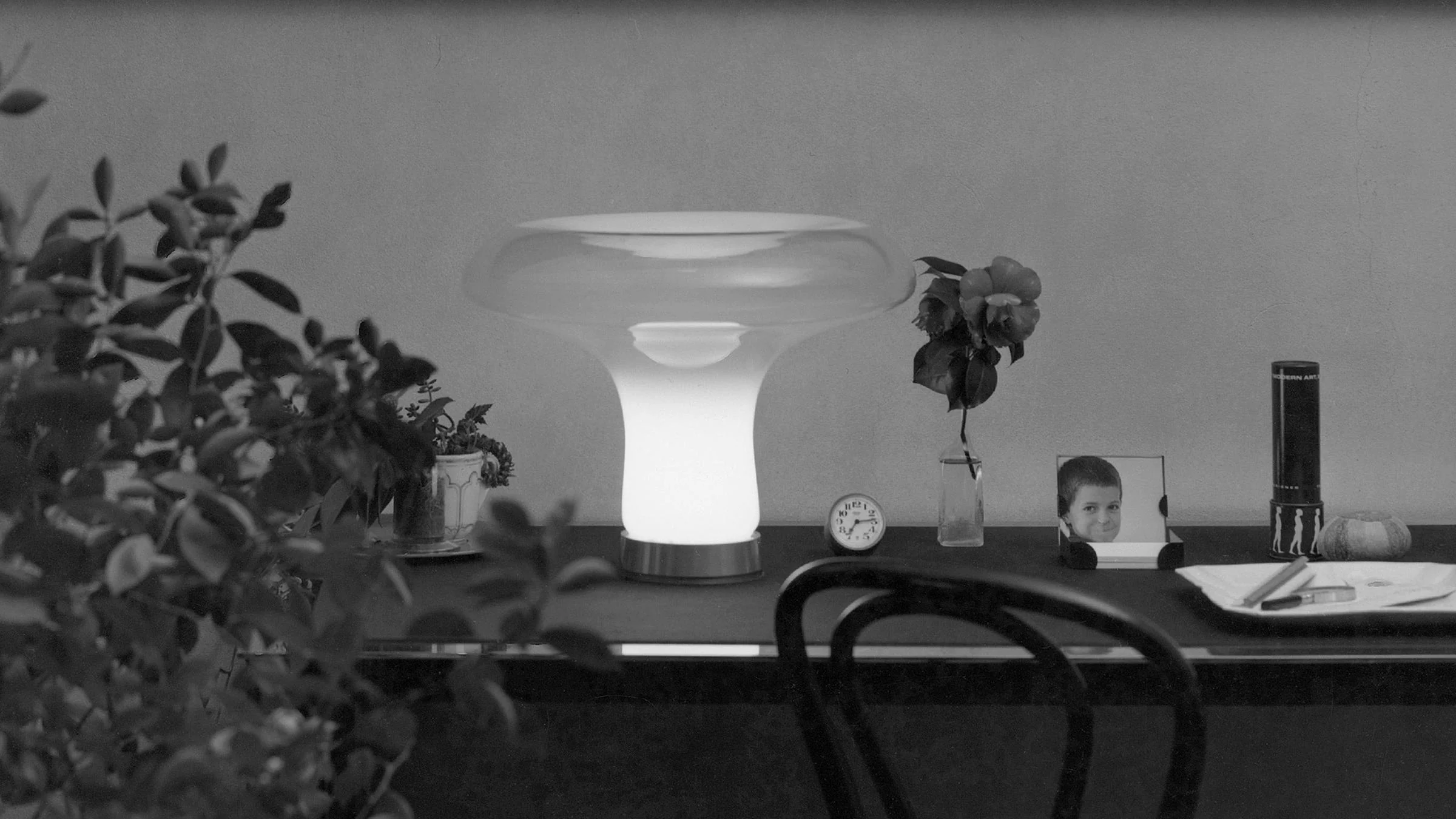 Lesbo Table Lamp - Image 7