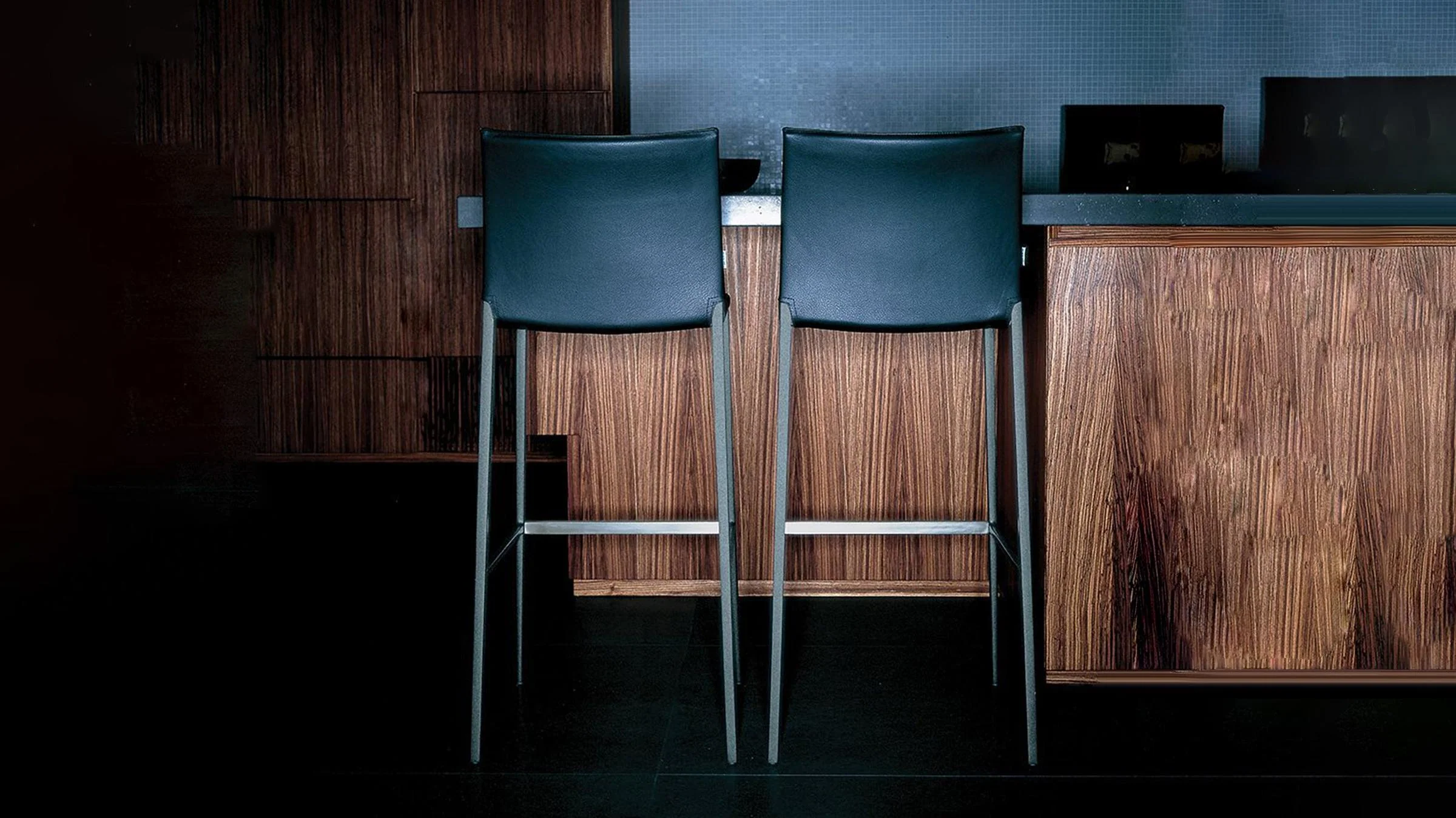 Lio Barstool - Image 6