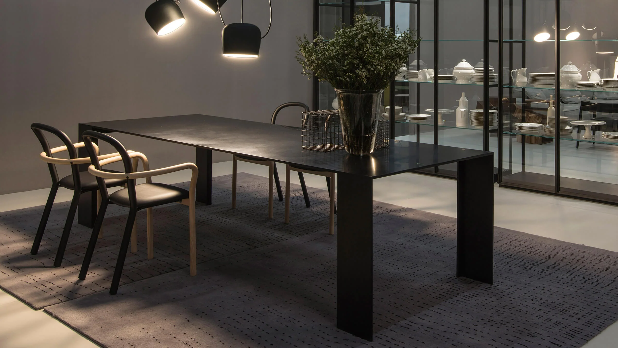 Metallico Table - Image 4