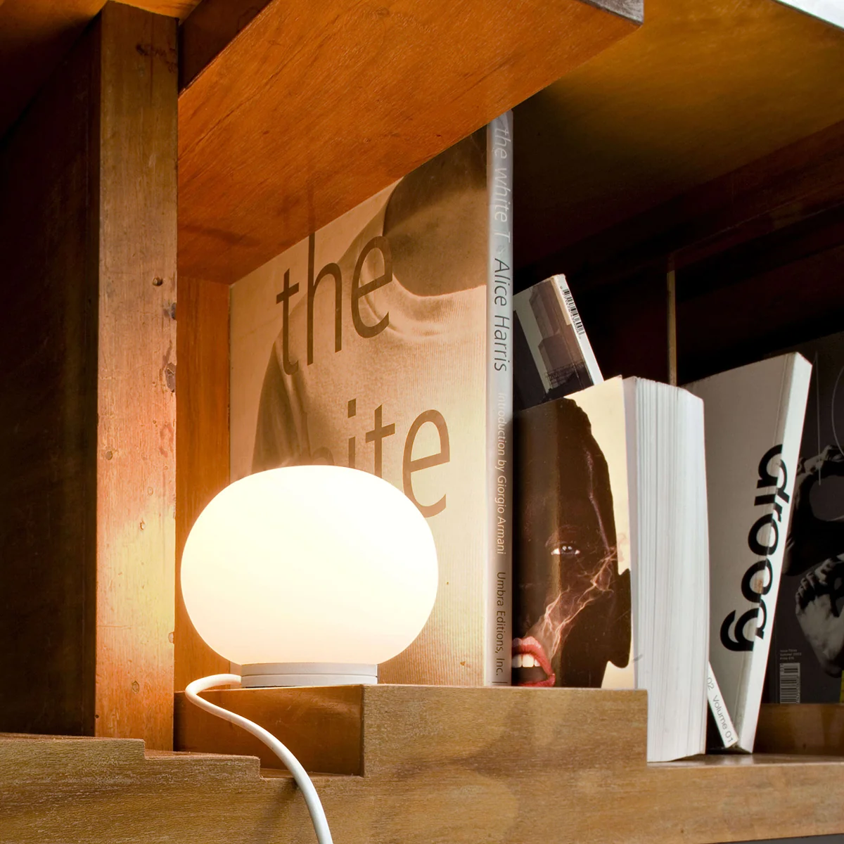 Mini Glo-Ball Table Lamp - Image 2