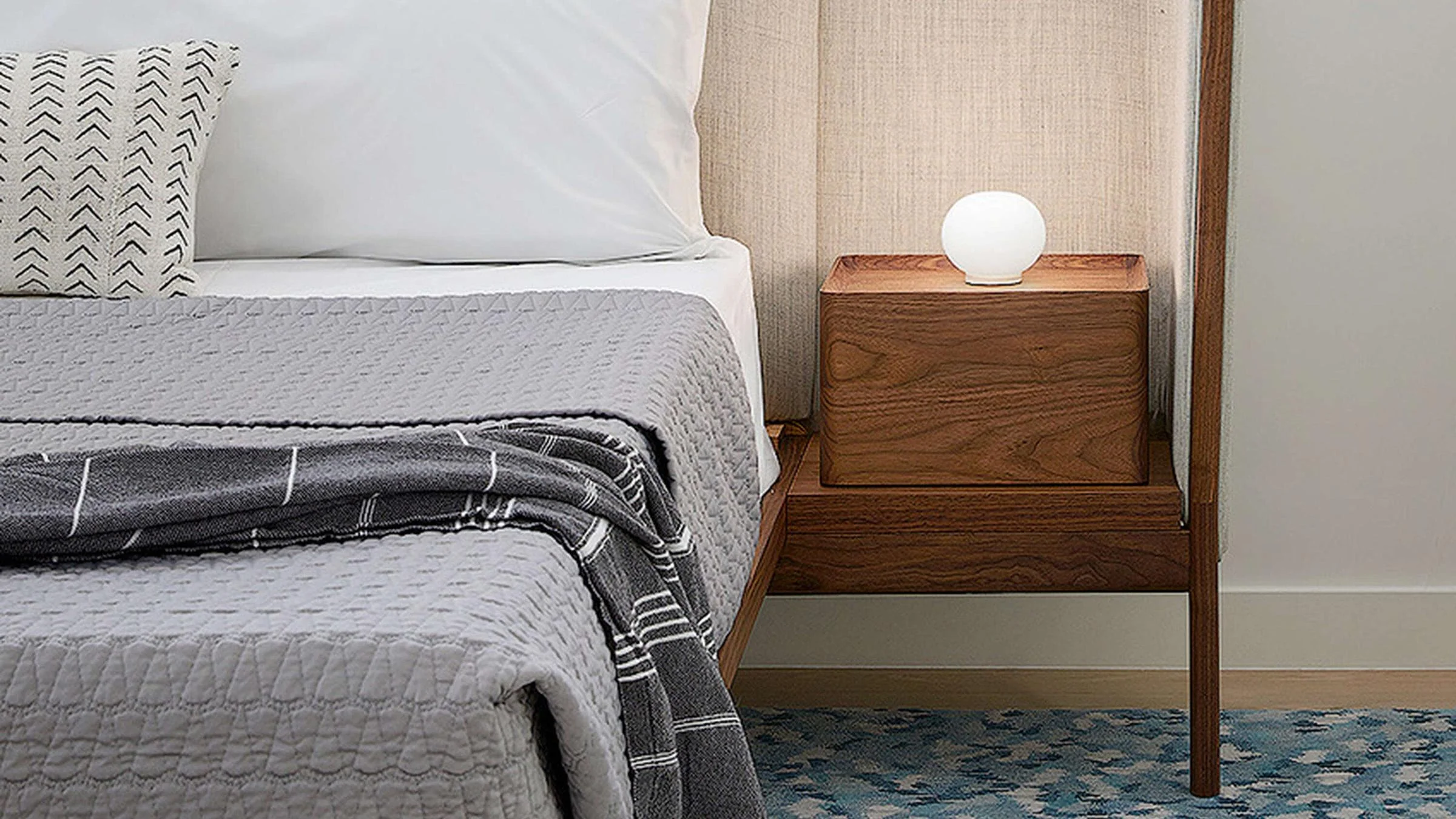 Mini Glo-Ball Table Lamp - Image 6