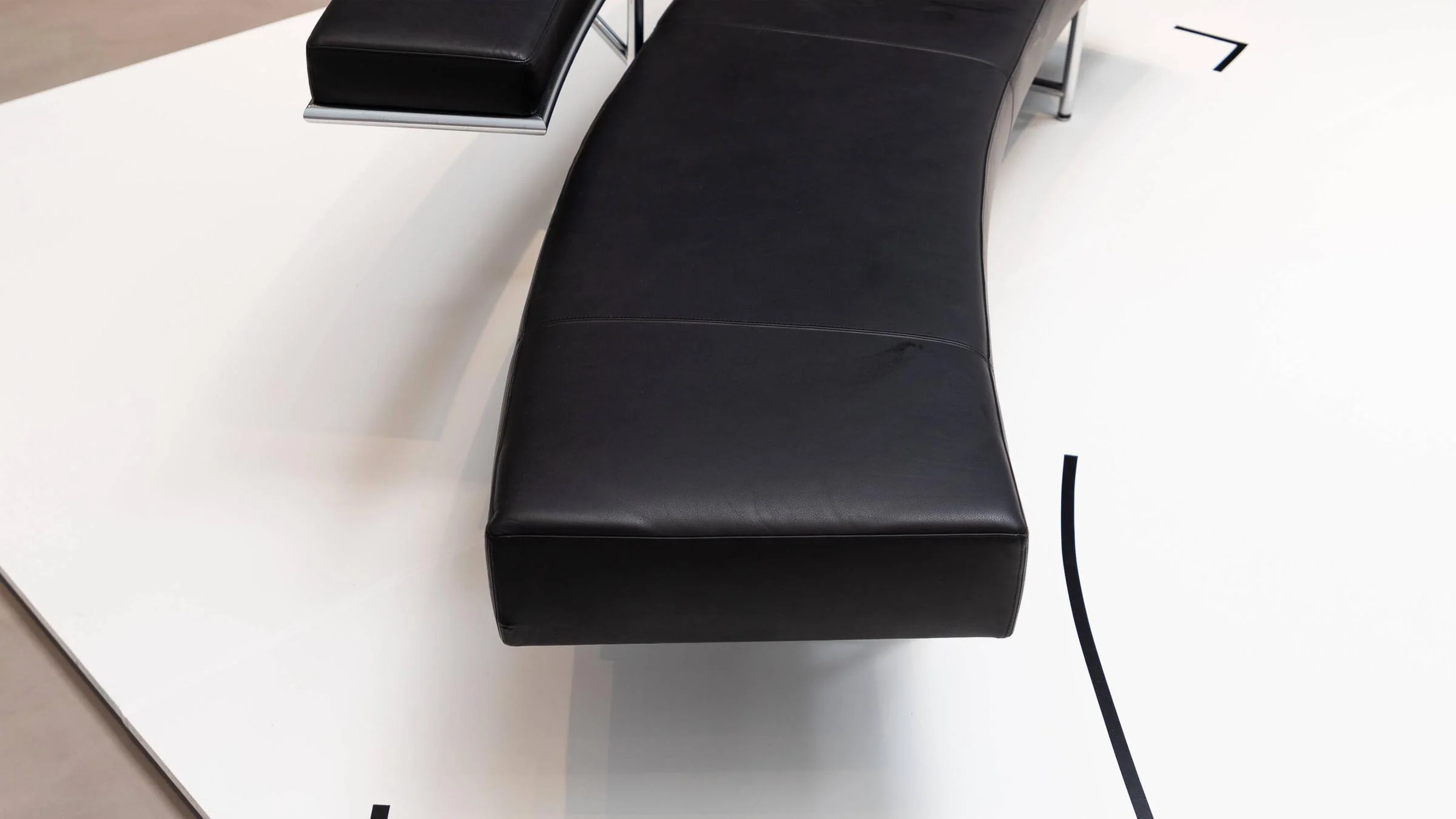 Monte Carlo Sofa - Image 7