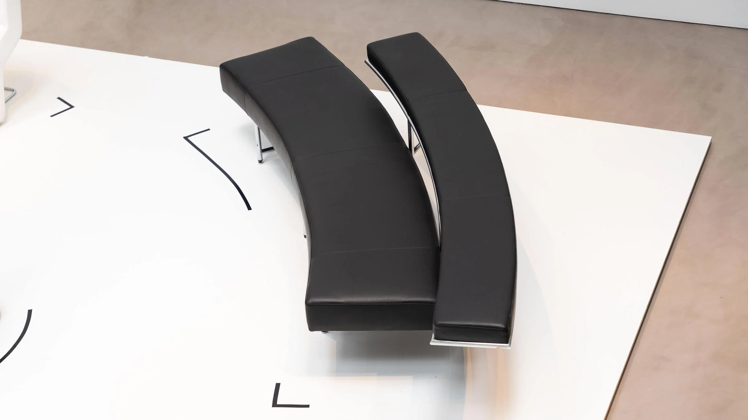 Monte Carlo Sofa - Image 9