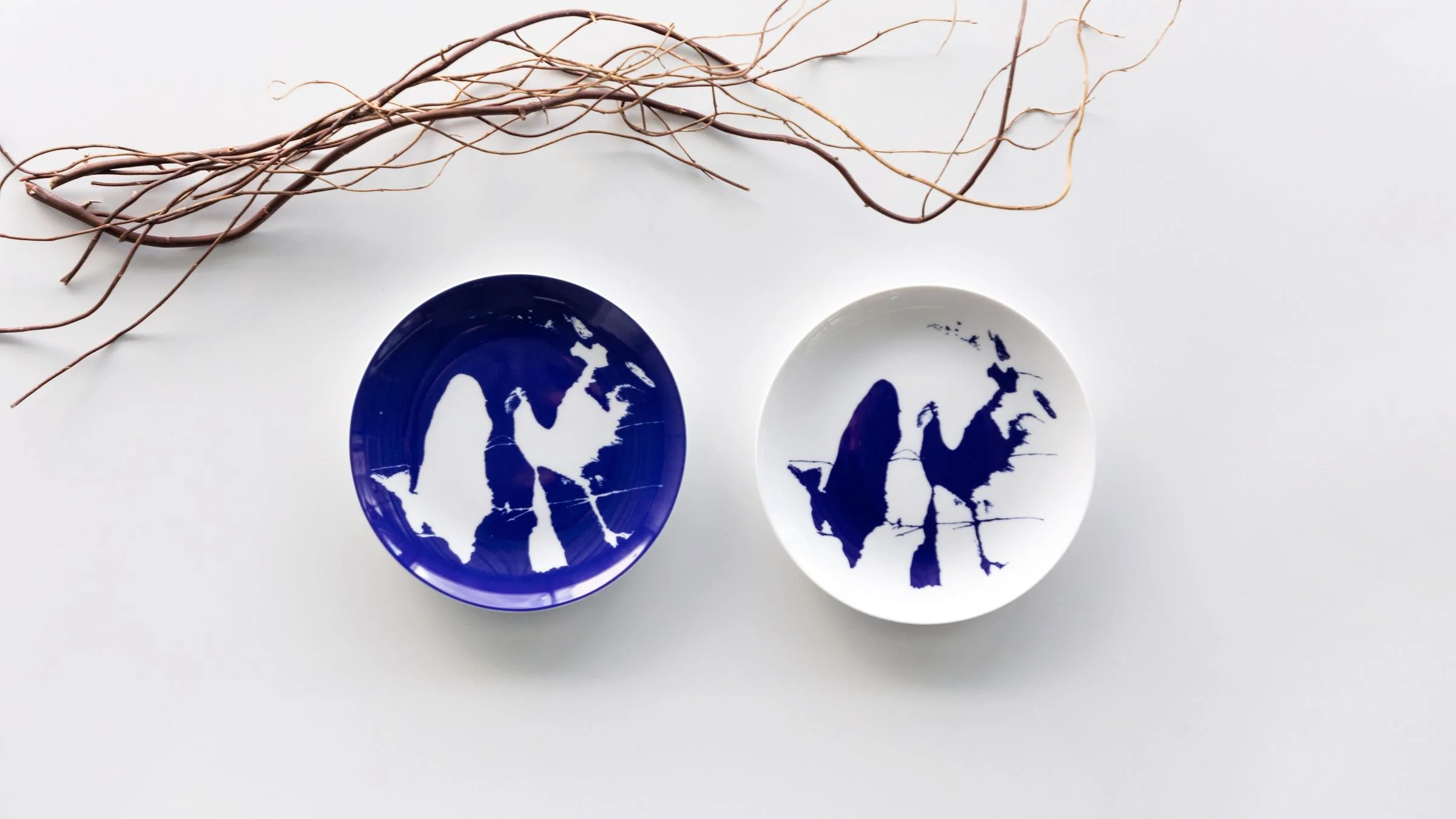 Neige Set of 2 Dessert Plates - Image 3