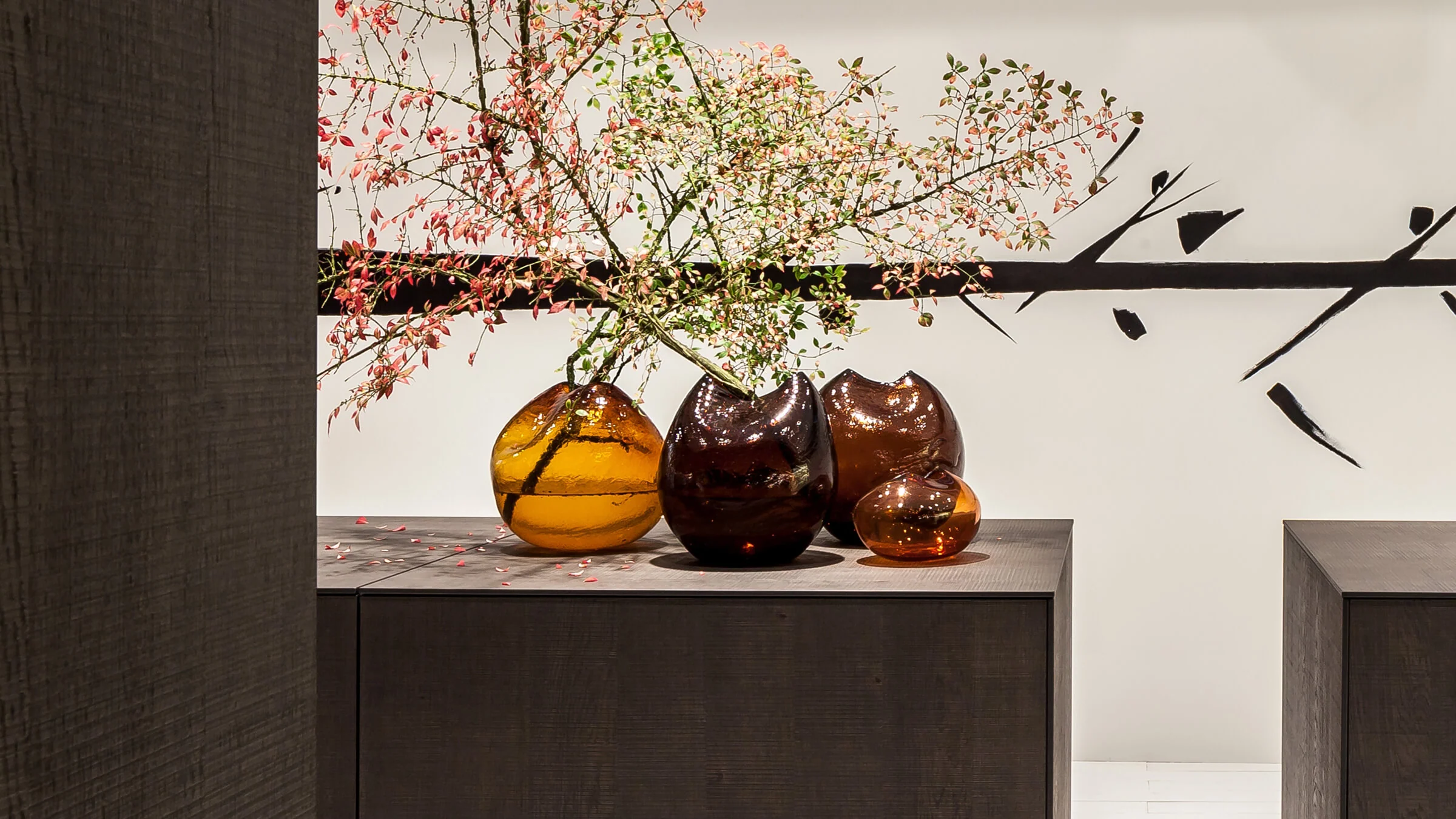 Pebble Vase - Image 3