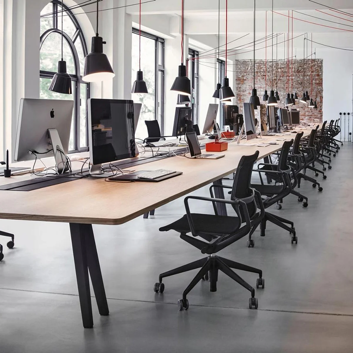Physix Office Chair in Deep Black - Image 2