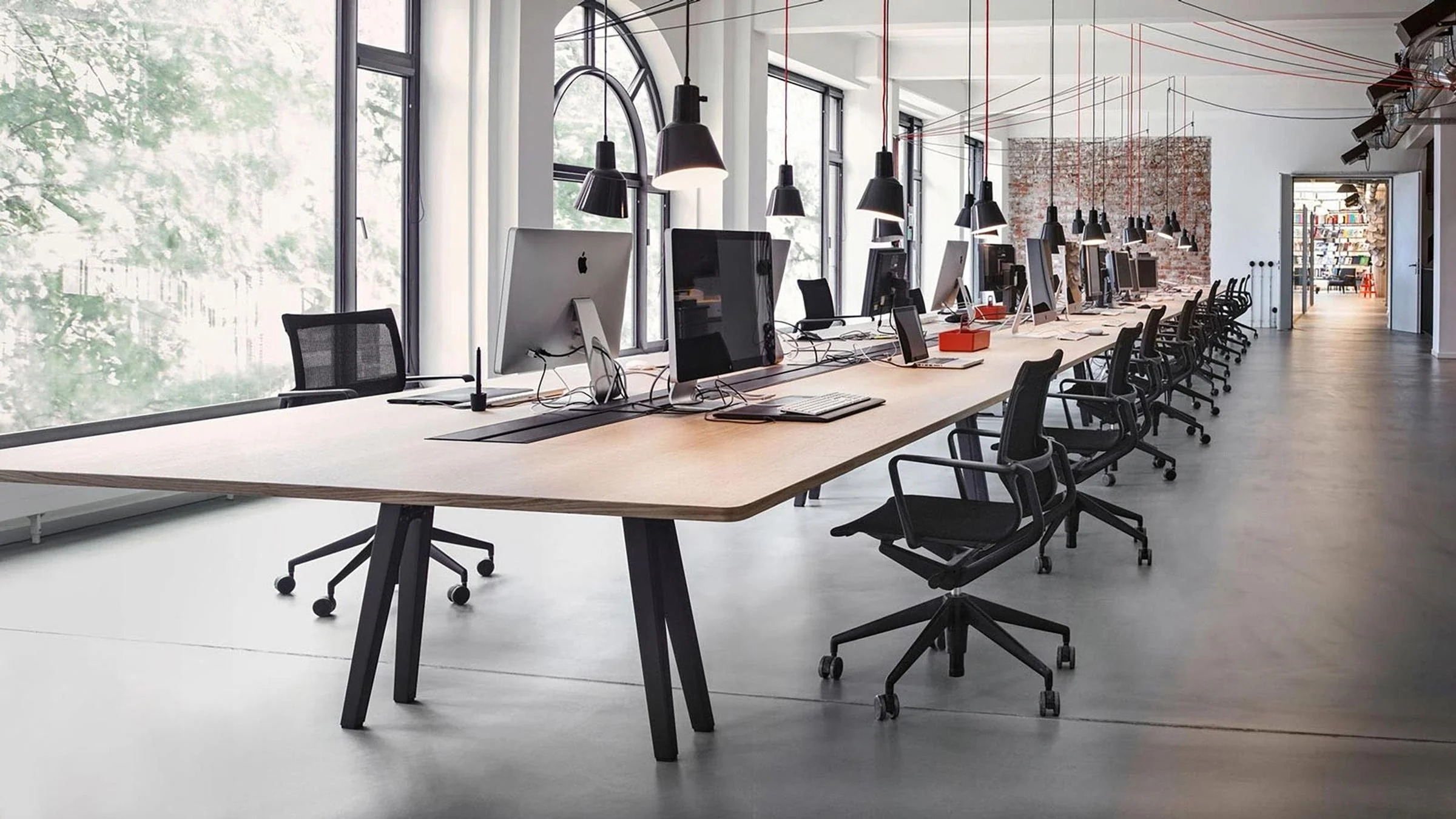Physix Office Chair in Deep Black - Image 3