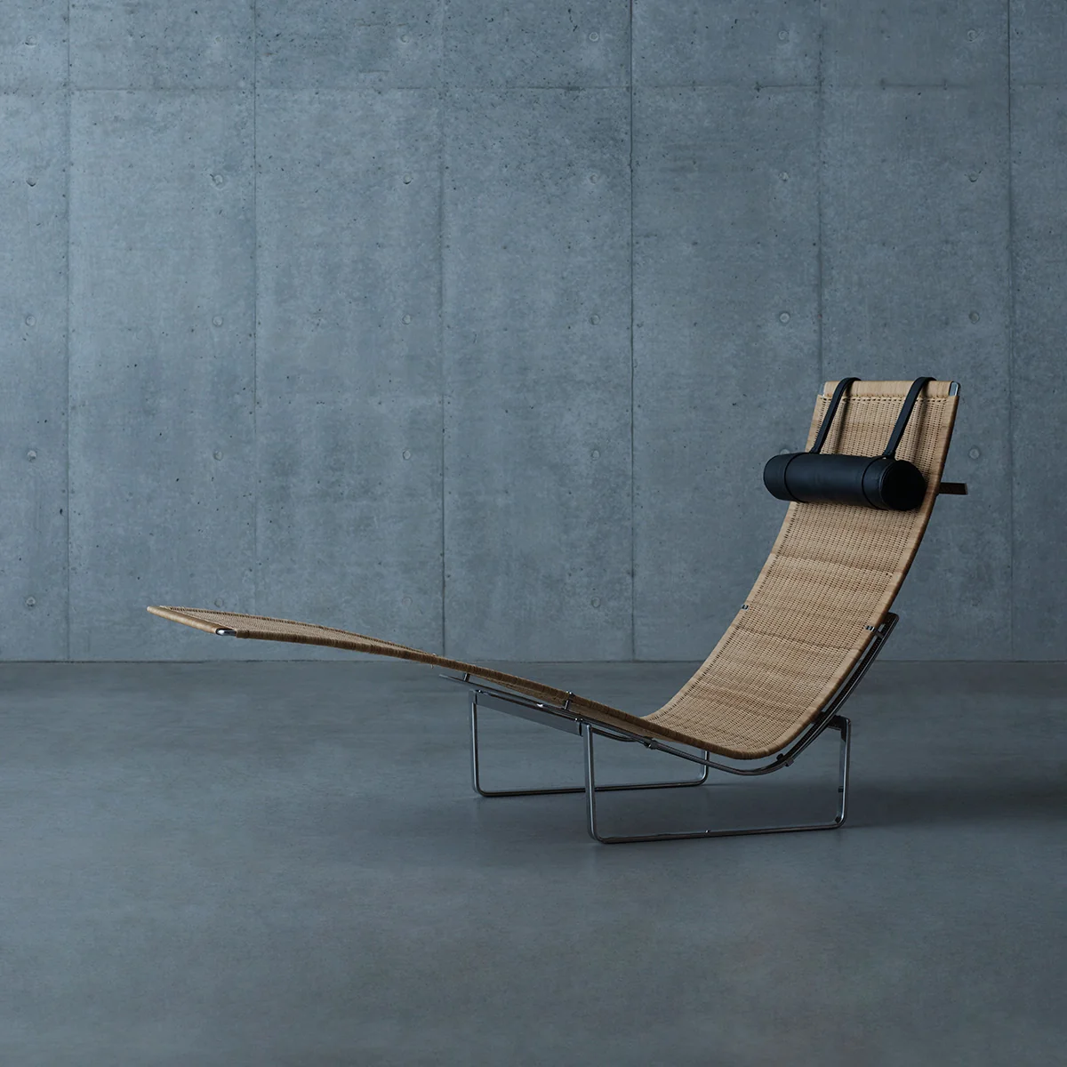 PK24 Lounge Chair in Wicker - Image 4