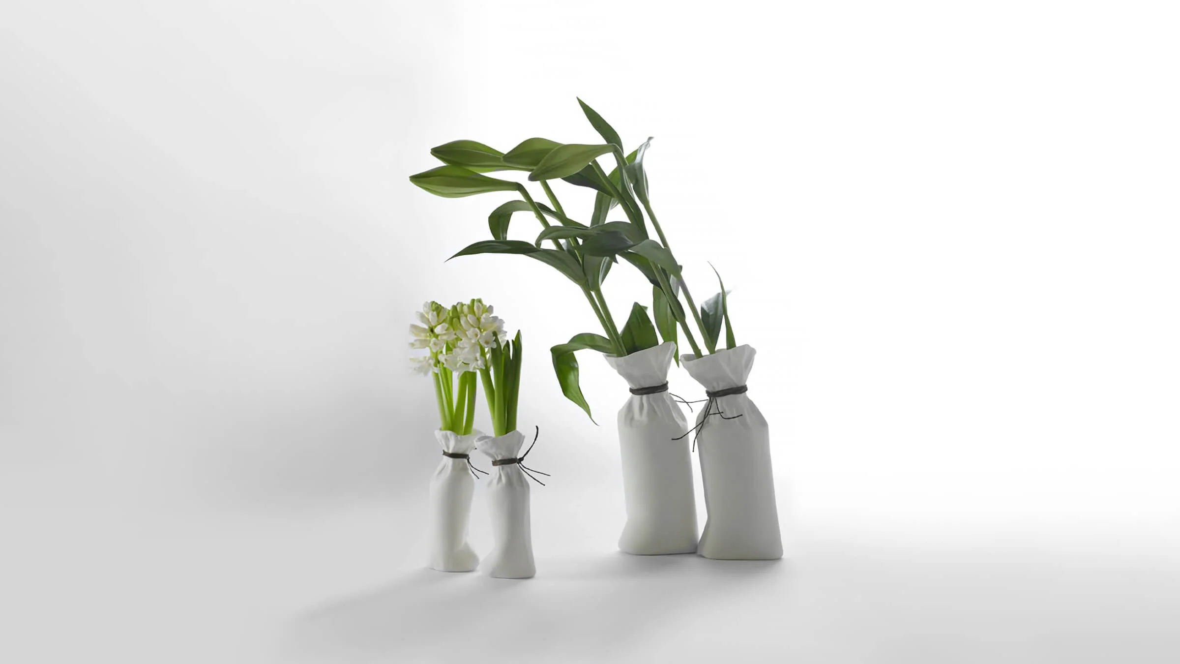 Sack Porcelain Vase - Image 7