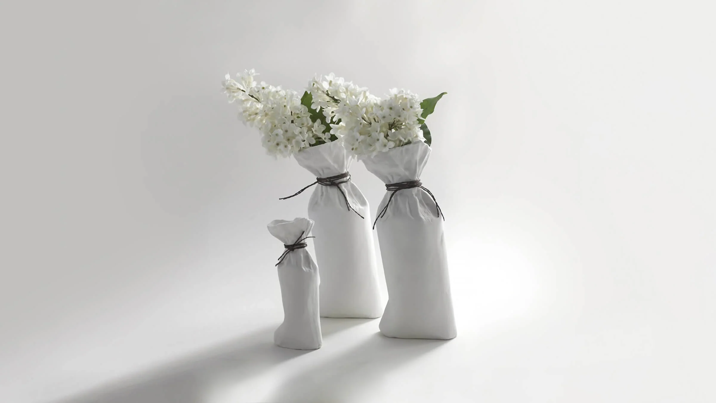 Sack Porcelain Vase - Image 8