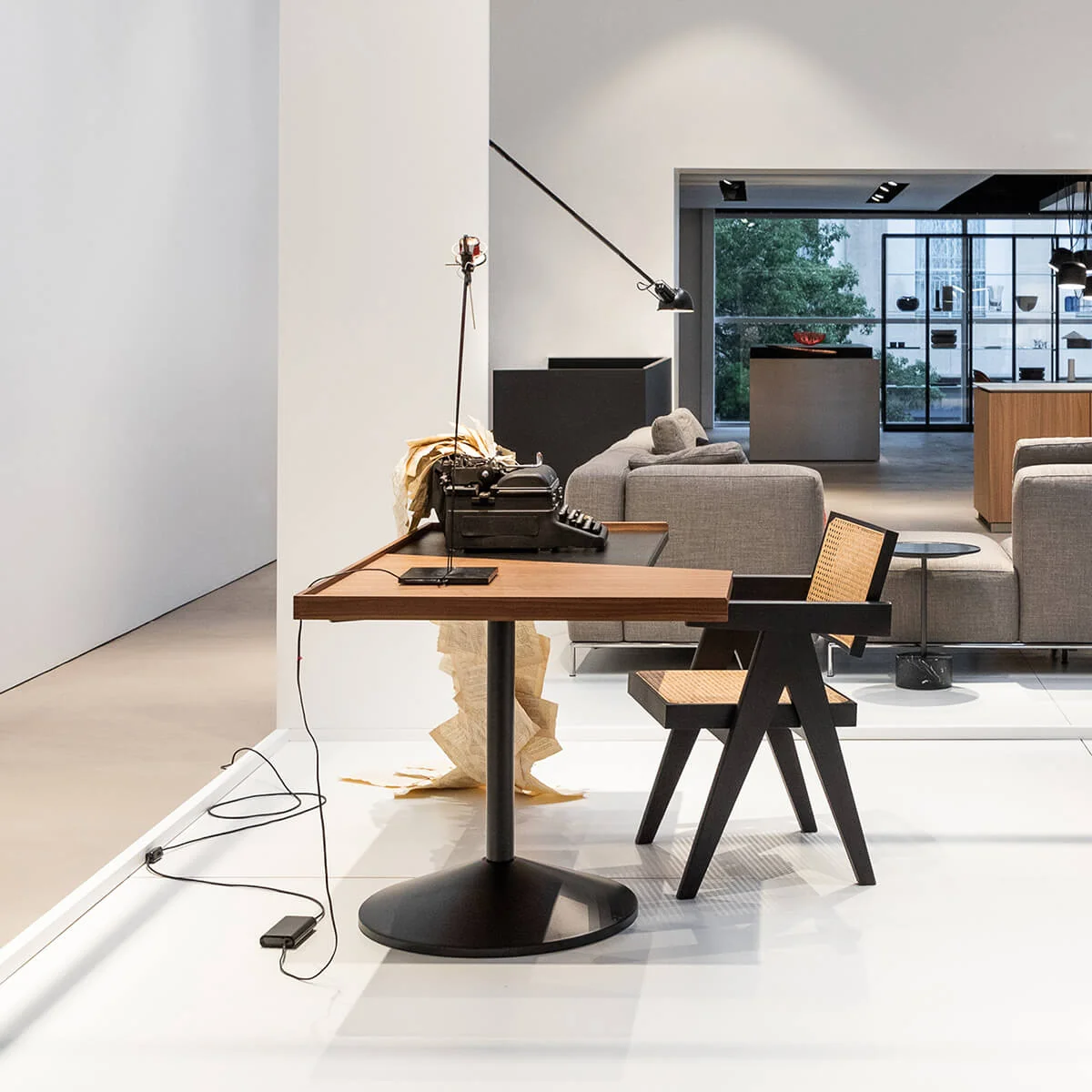Stadera Desk - Image 3