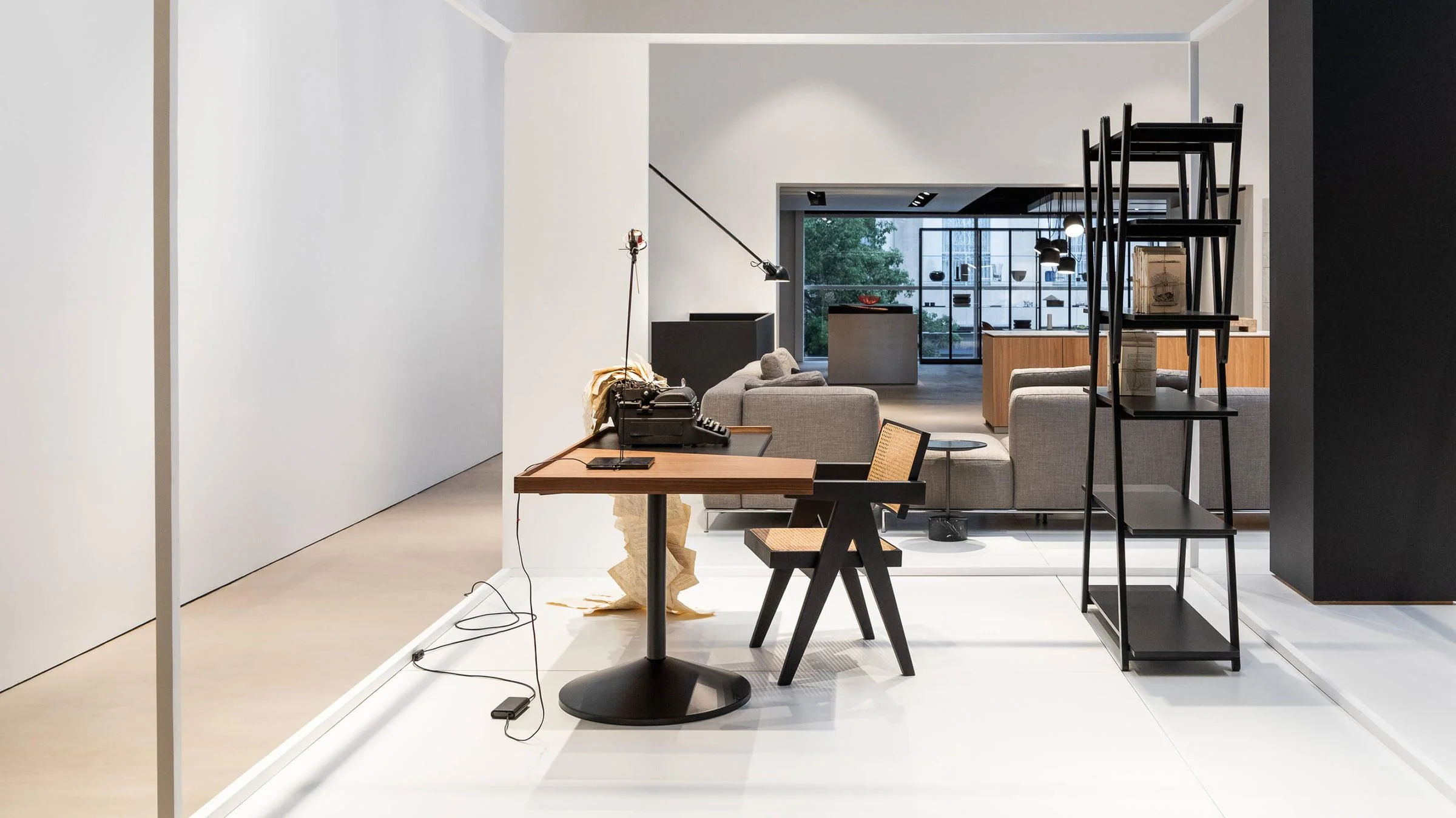 Stadera Desk - Image 5