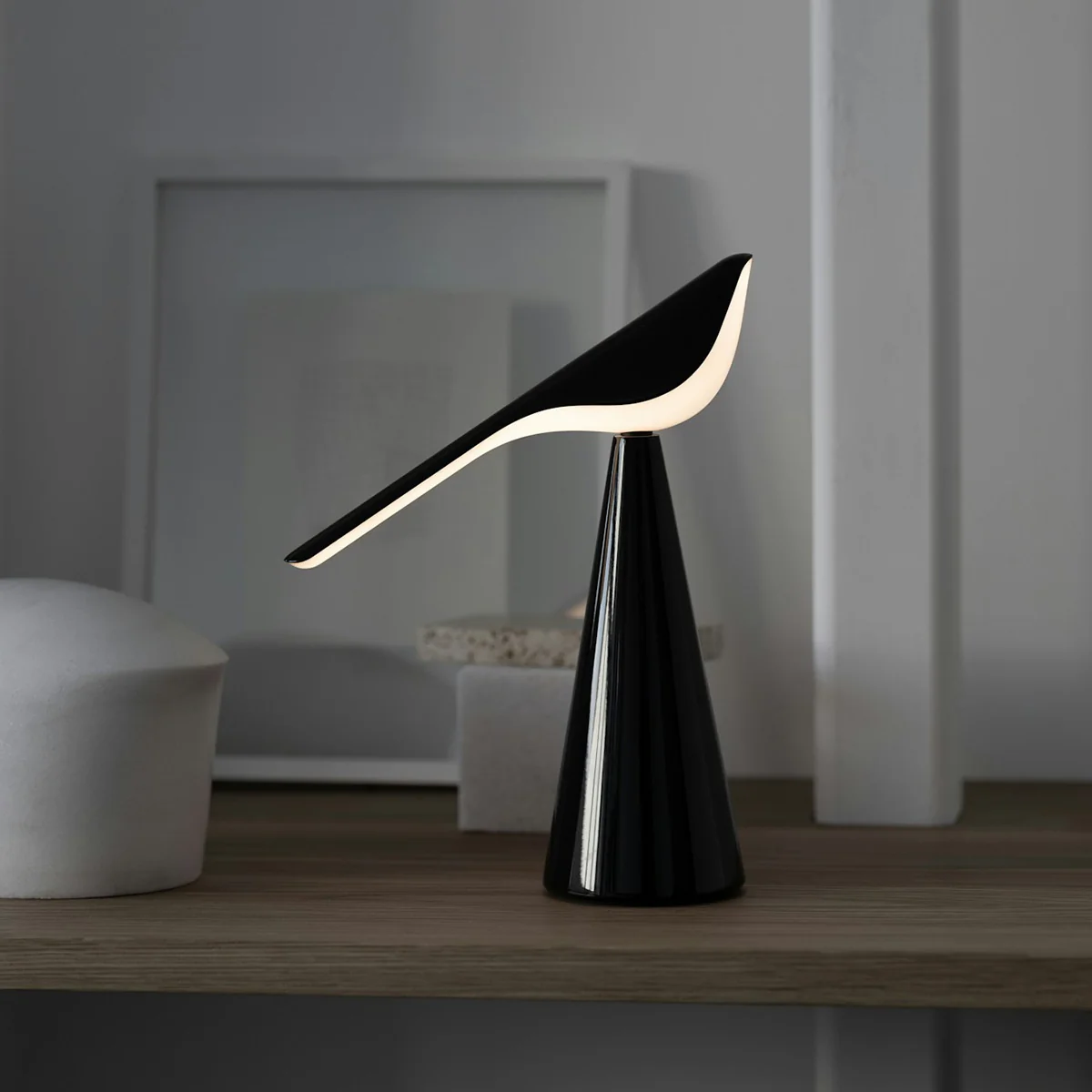 Tiki Table Lamp - Image 7
