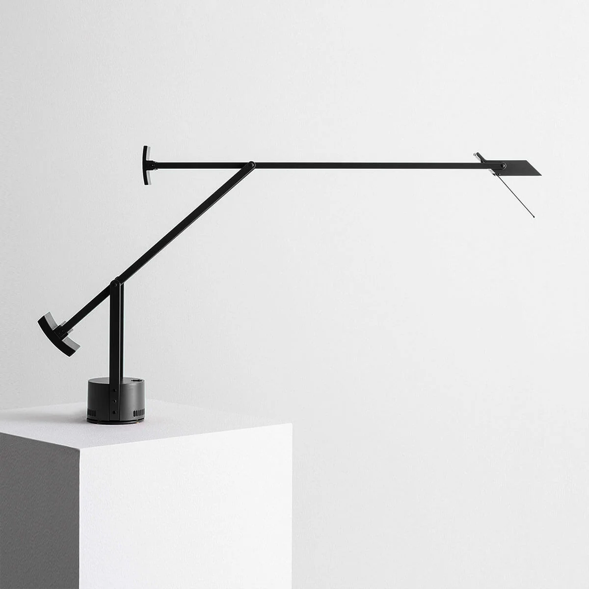 Tizio Desk Lamp - Image 4