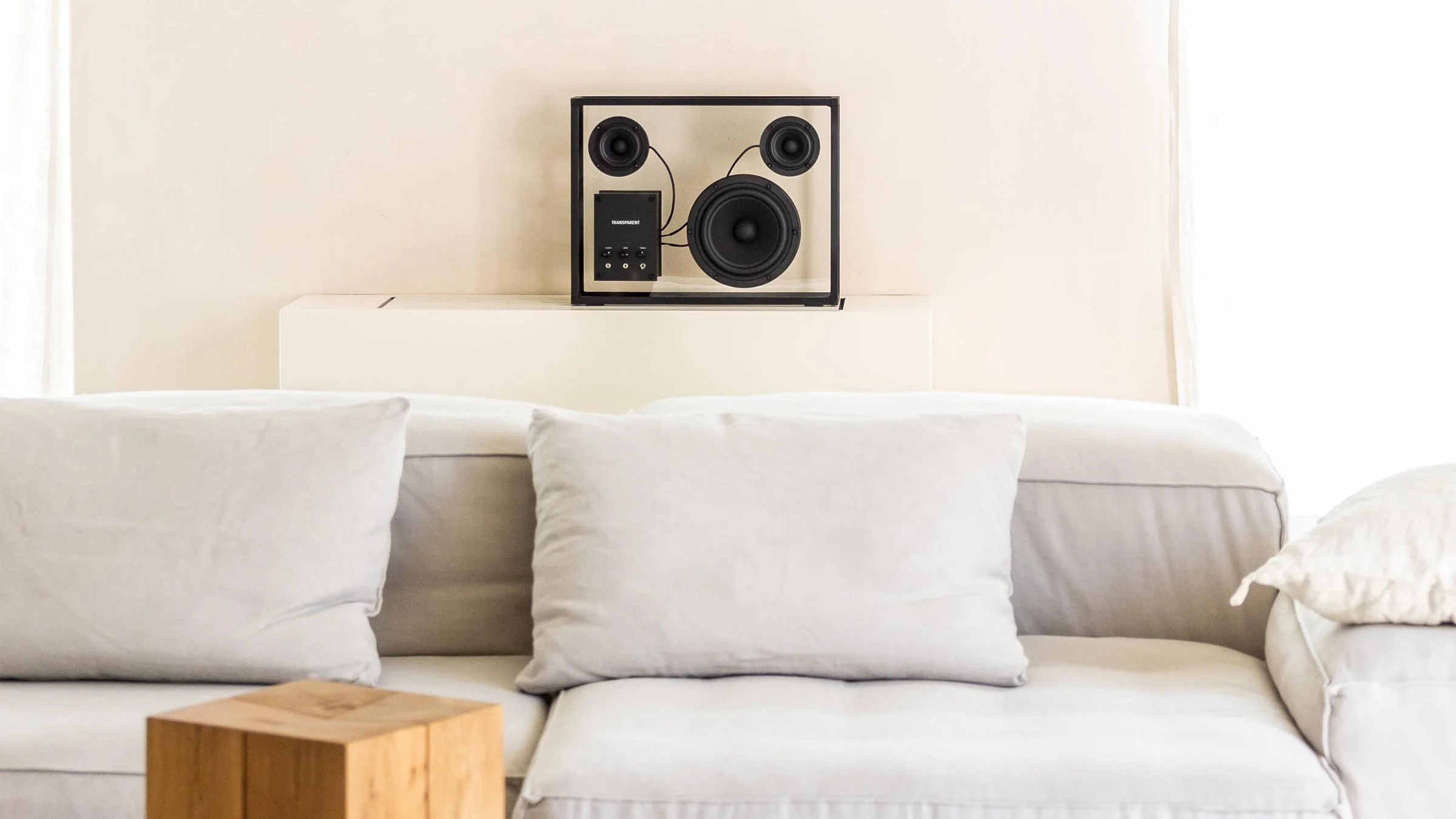 Transparent Speaker - Image 38