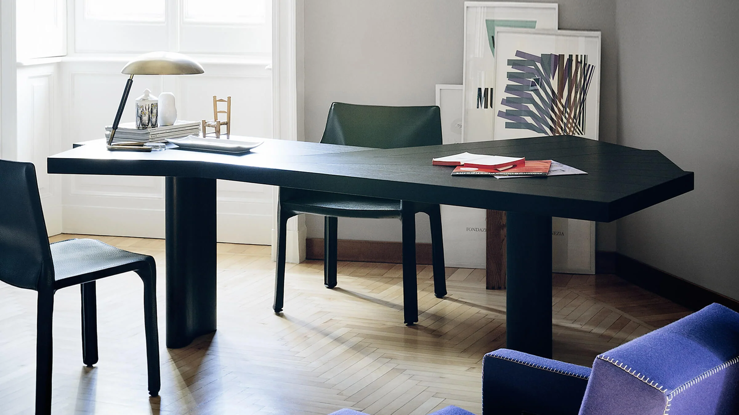 Ventaglio Table - Image 10