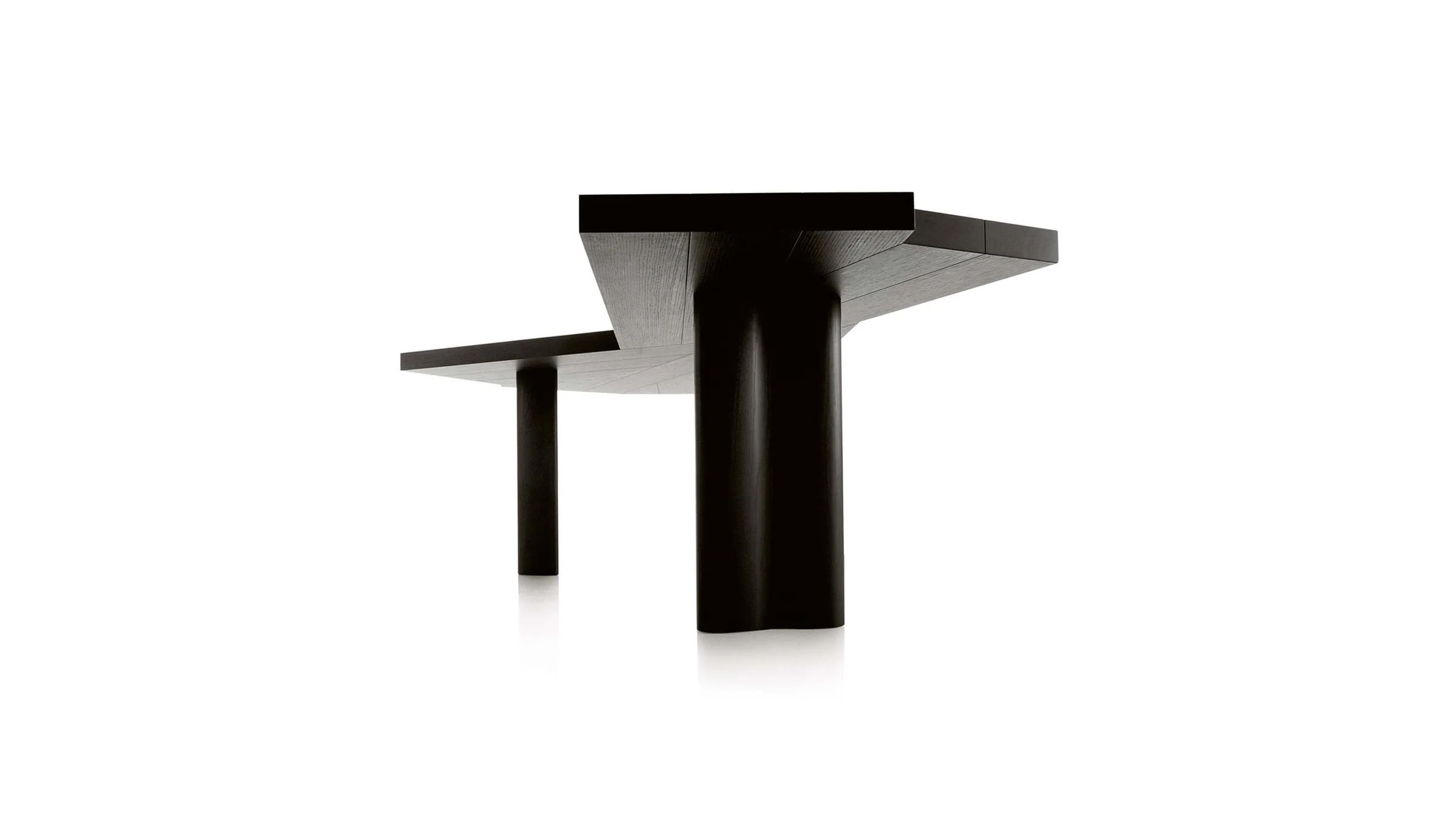 Ventaglio Table - Image 16